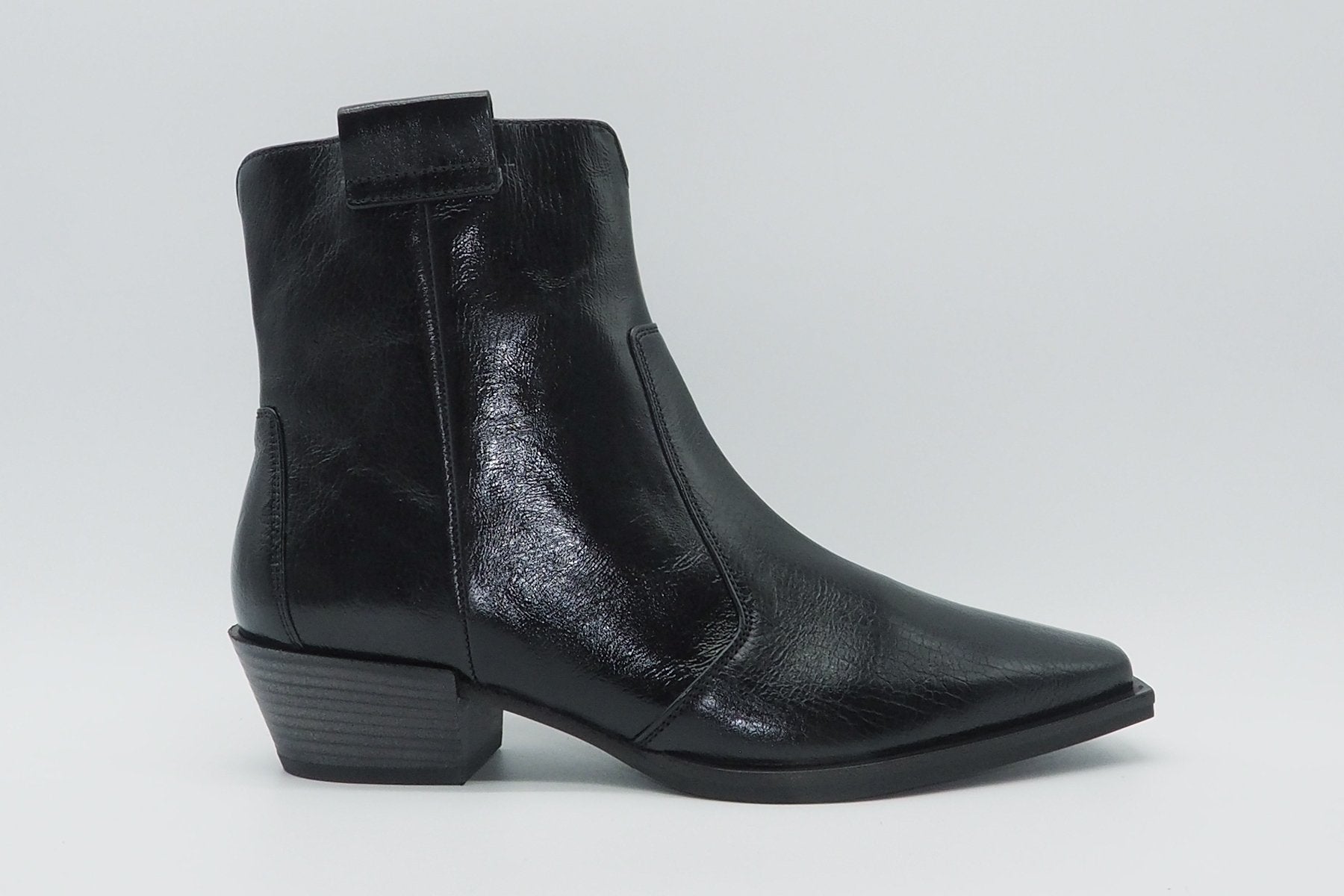 Damen Stiefeletten aus Cracked Leder in Schwarz Damen Stiefeletten Kennel & Schmenger