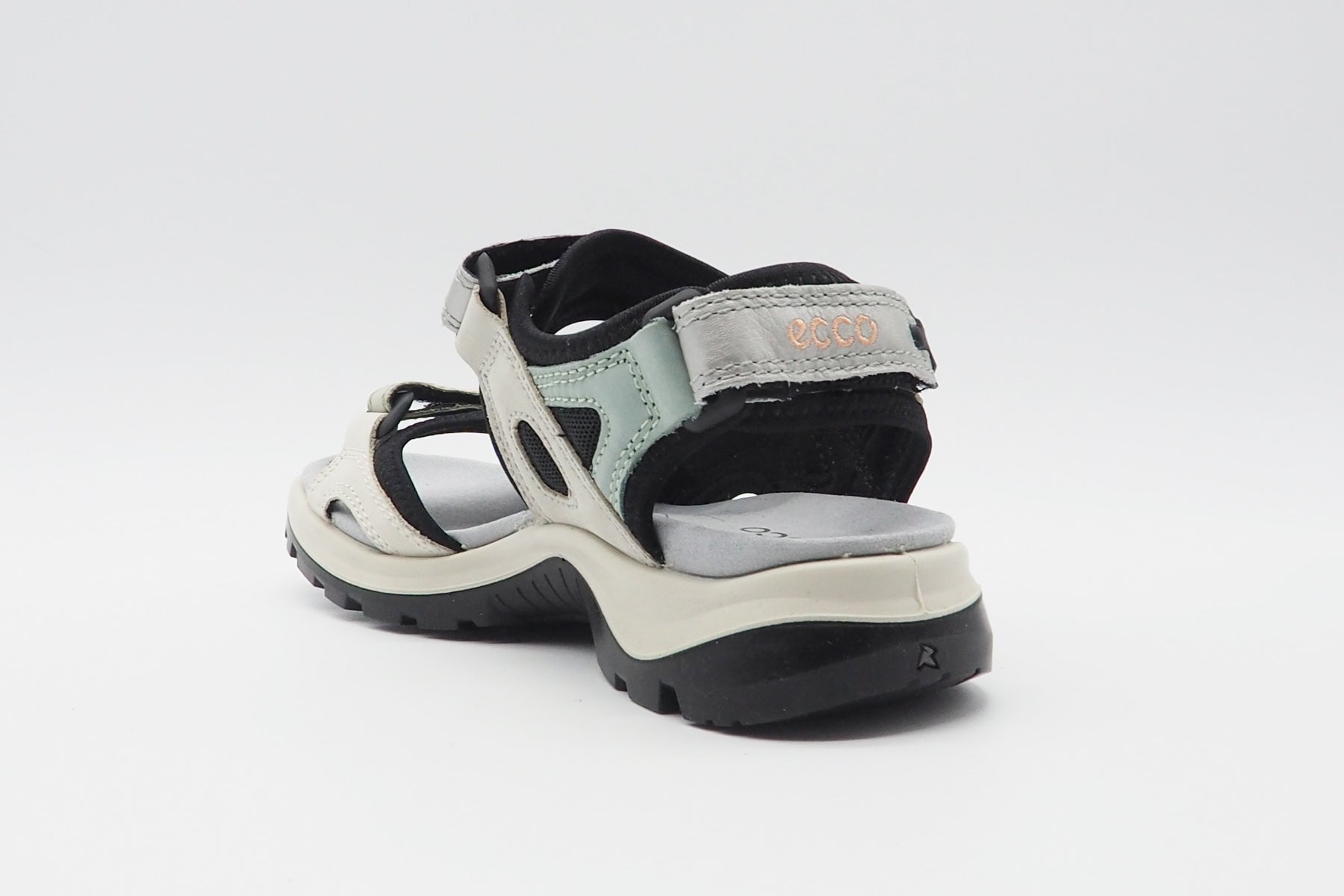 Damen Trekking-Sandale aus Nubuk- & Metallicleder in Beige, Salbei & Silber Damen Sandalen Ecco