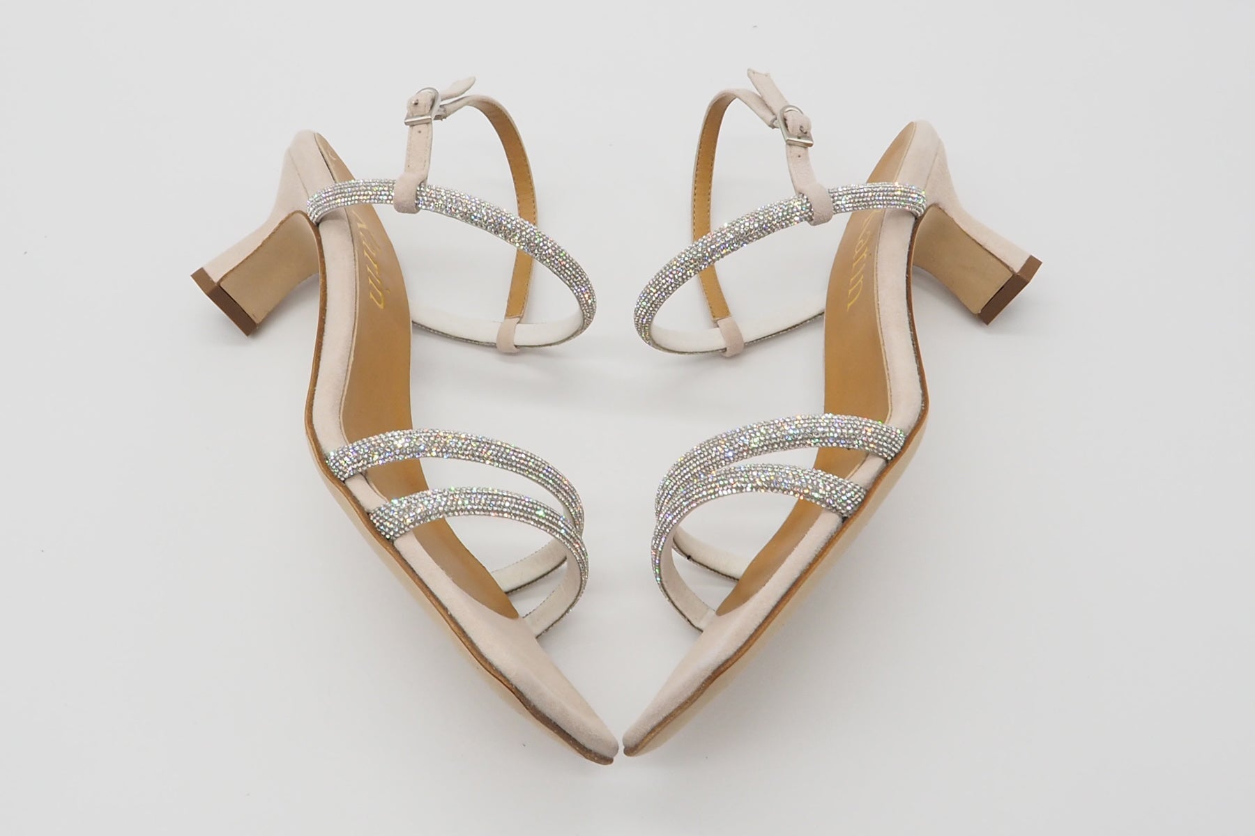 Edle Damen Absatz-Sandale aus Veloursleder in Nude mit Steinen besetzten Bänder - Absatz 6cm Damen Sandalen Karin