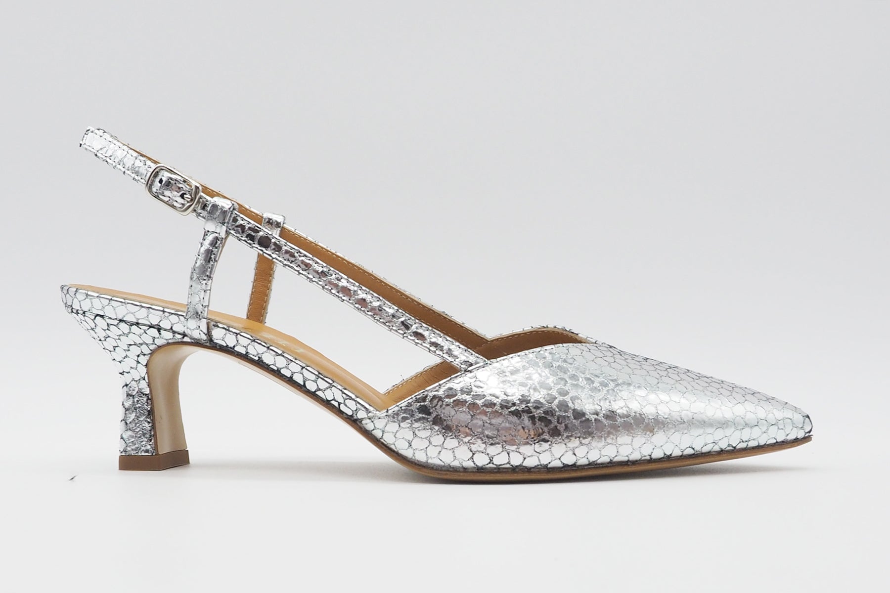 Edle Damen Slings aus Metallicleder in Silber - Absatz 6cm Damen Pumps & Slings Karin