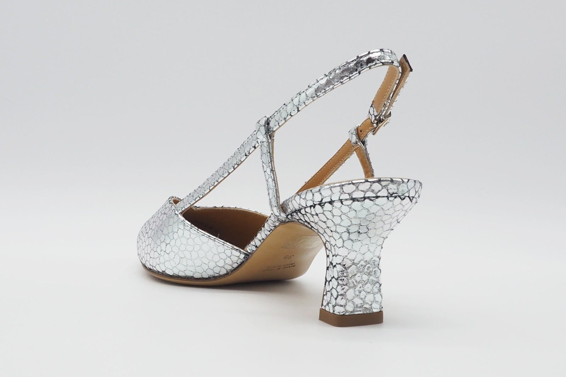 Edle Damen Slings aus Metallicleder in Silber - Absatz 6cm Damen Pumps & Slings Karin