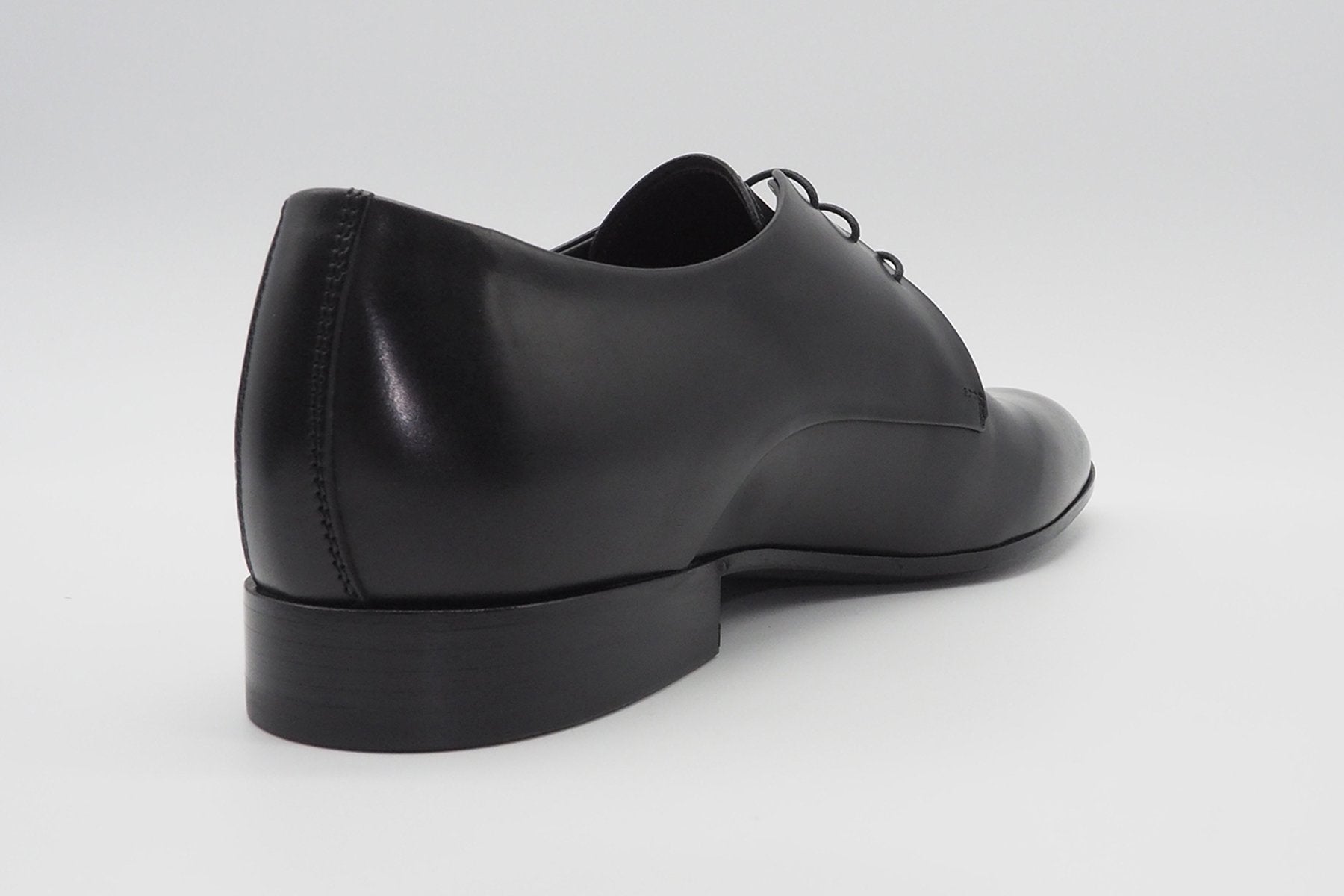 Eleganter Herrenschnürschuh aus Nappaleder mit Ledersohle in Schwarz Herren Klassik modern Corvari