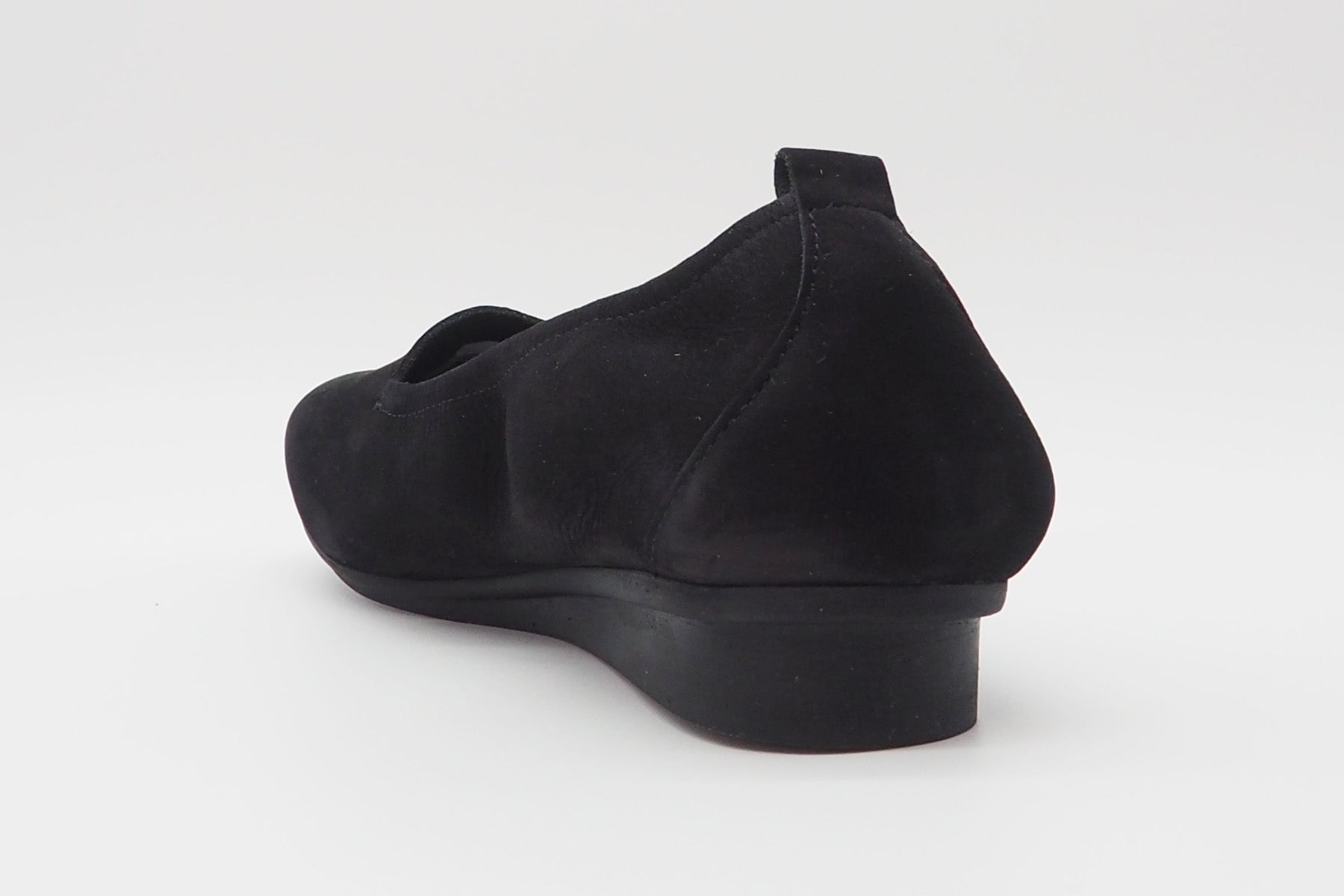 Feine Damen Ballerina aus Nubukleder in Schwarz - Ninolo Damen Ballerinas Arche
