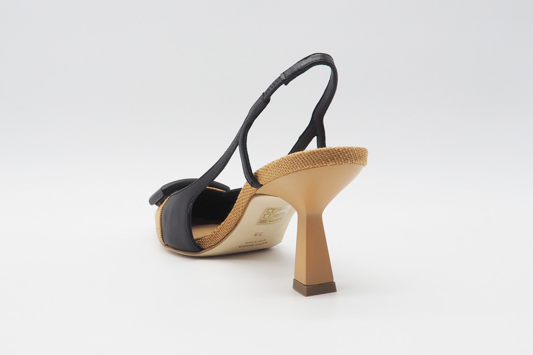 Feiner Damen Sling aus webtem Bast in Camel & Schwarz mit Lederschnalle - Absatz 8cm Damen Pumps & Slings Chantal