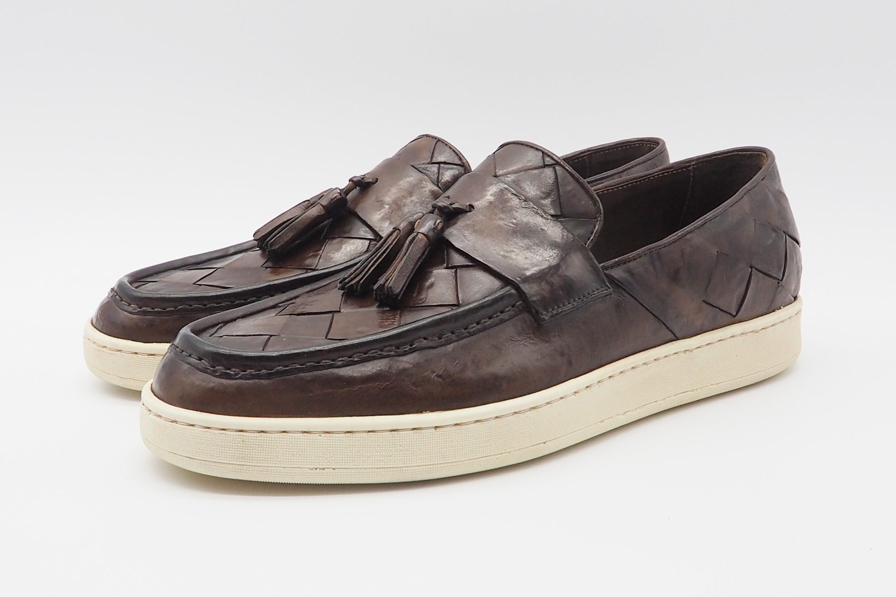 Herren Flechtslipper aus Glattleder in Dunkelbraun mit heller Sohle Herren Loafers & Slipper Corvari