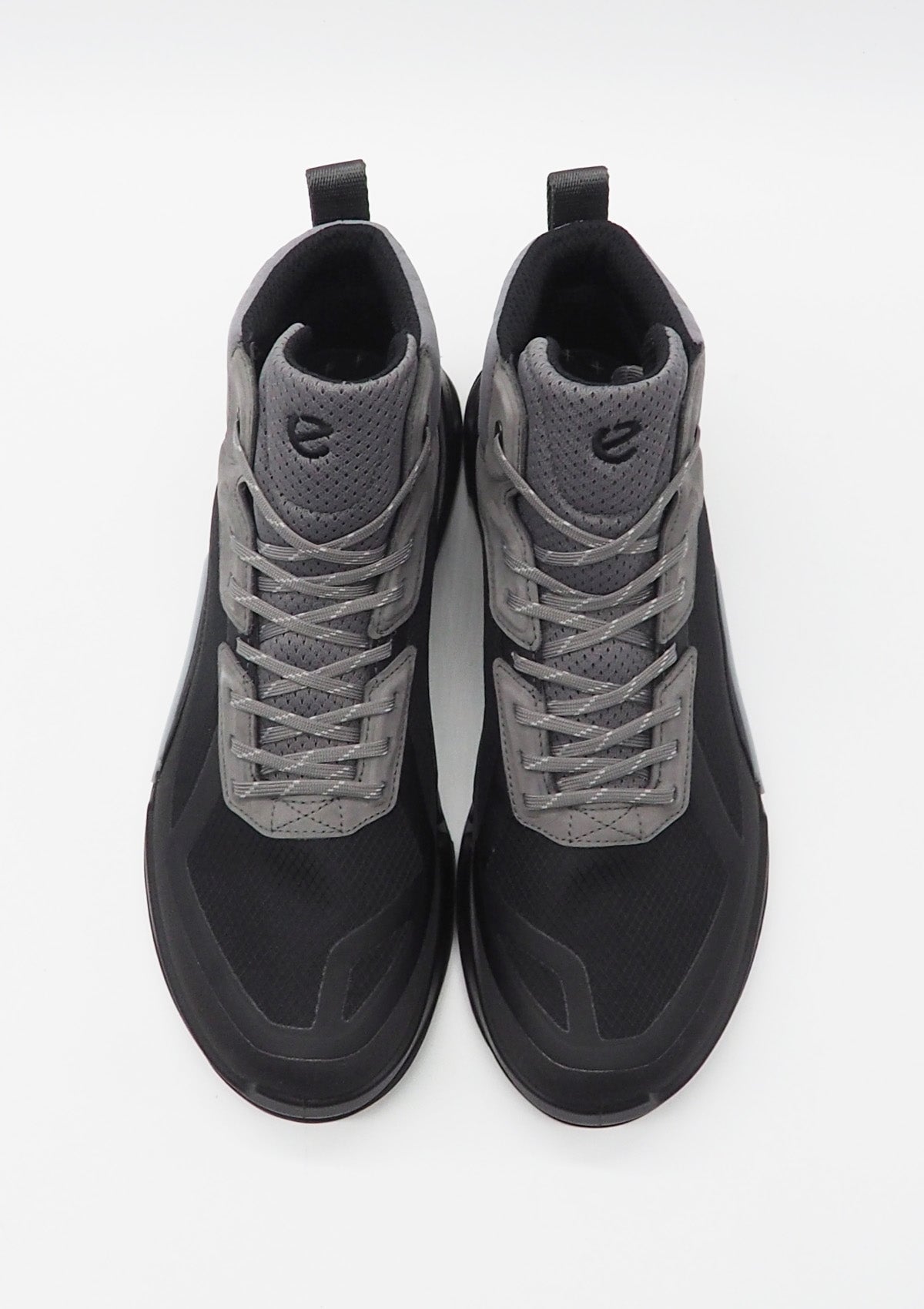 Herren Hightop-Sneaker aus Mesh & Nubukleder in Schwarz & Grau - Wasserdicht - Outdoor Herren Sneaker Ecco