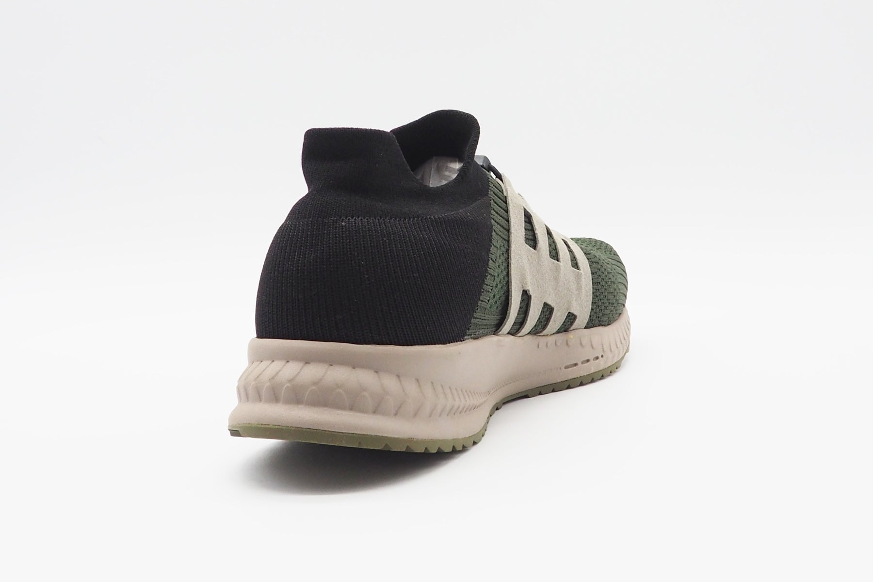 Herren Sneaker aus feiner Merinowolle in Military - zum Reinschlüpfen - Wasserdicht Herren Sneaker UYN