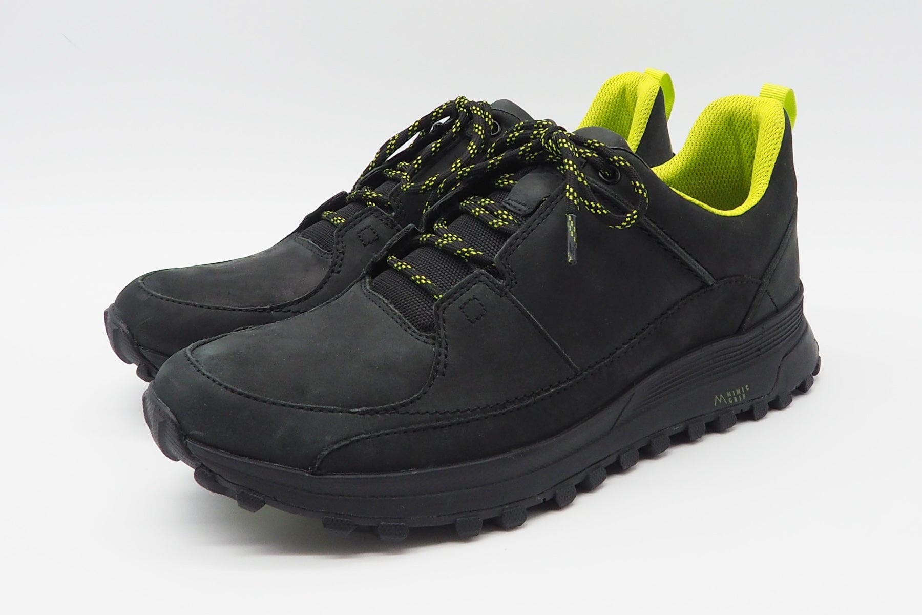Herren Sneaker aus Nubukleder in Schwarz & Neongelb - Wasserabweisend - ATL Trek Run Herren Sneaker Clarks