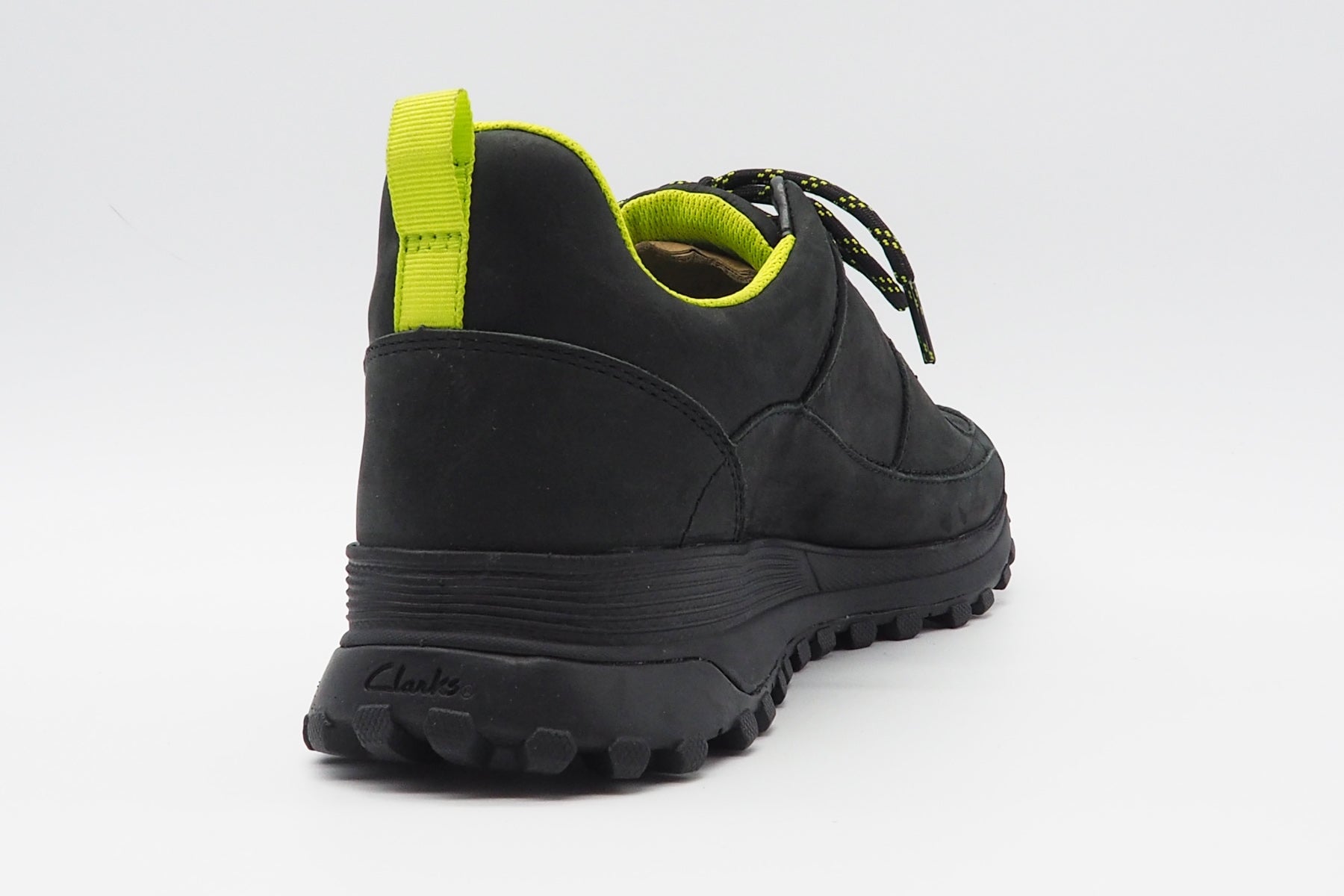 Herren Sneaker aus Nubukleder in Schwarz & Neongelb - Wasserabweisend - ATL Trek Run Herren Sneaker Clarks