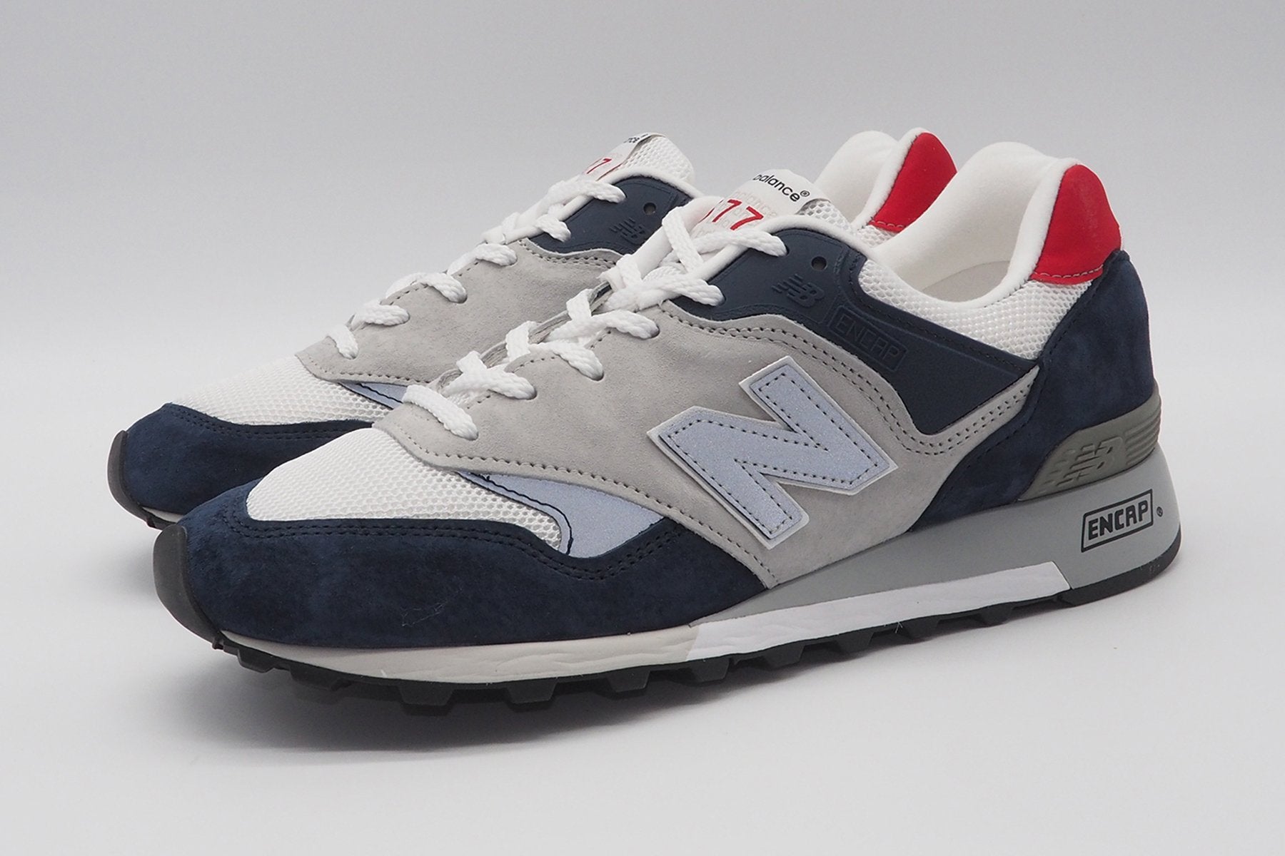 Herren Sneaker aus Nubukleder & Mesh in Dunkelblau - Grau Herren Sneakers Leder New Balance