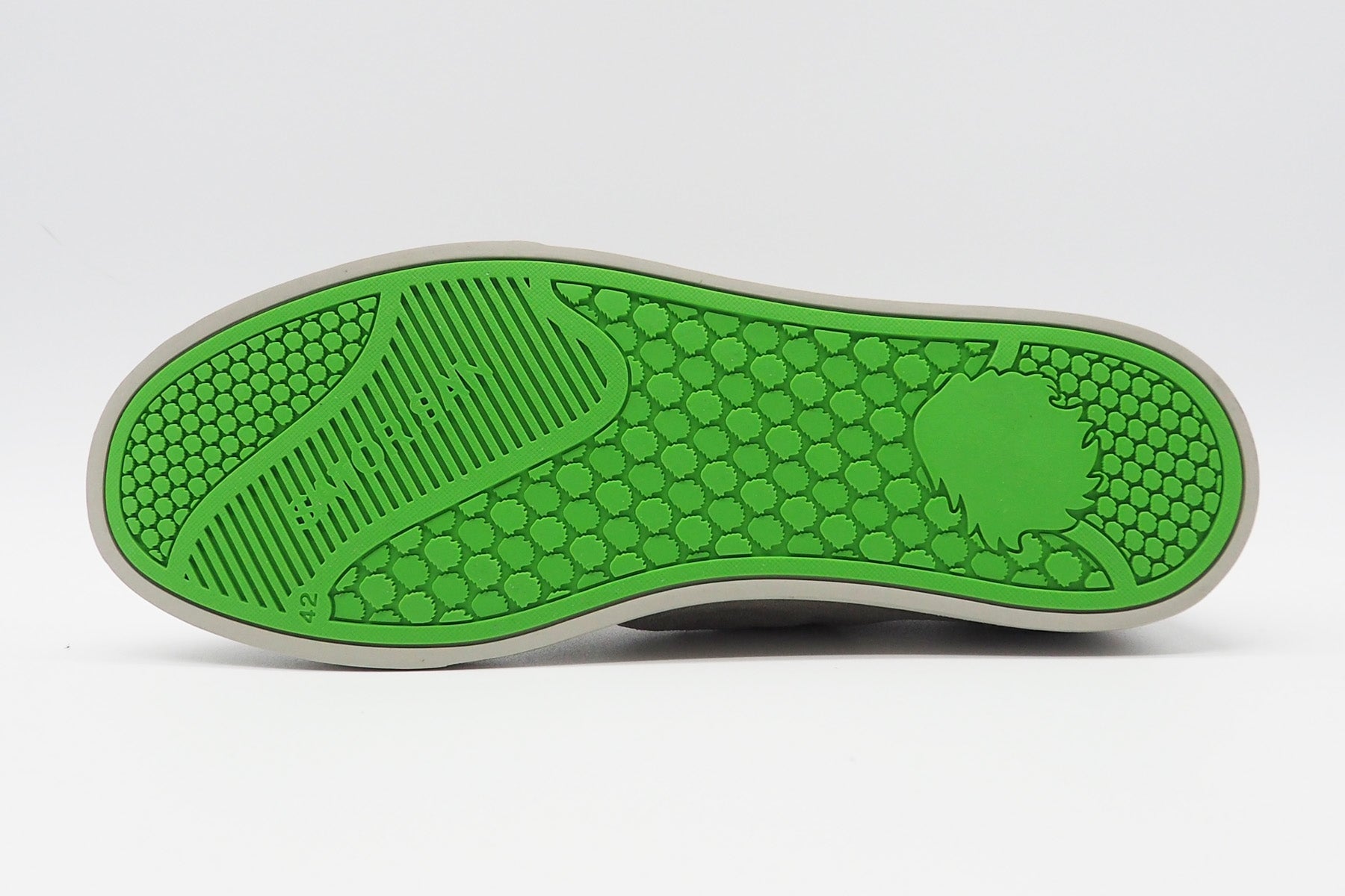 Herren Sneaker aus Veloursleder in Grau - Heisei Suede Herren Sneaker Satorisan