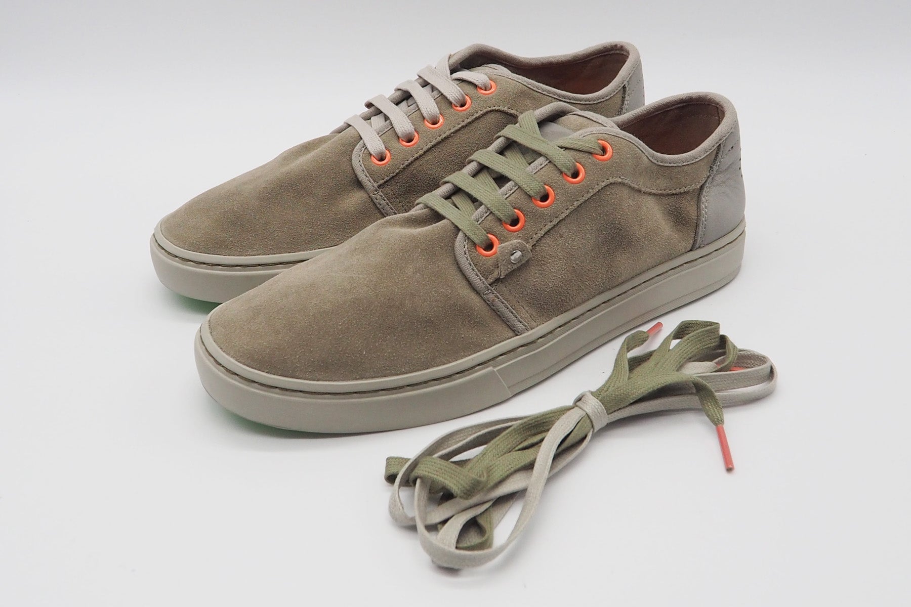 Herren Sneaker aus Veloursleder in Grau - Heisei Suede Herren Sneaker Satorisan