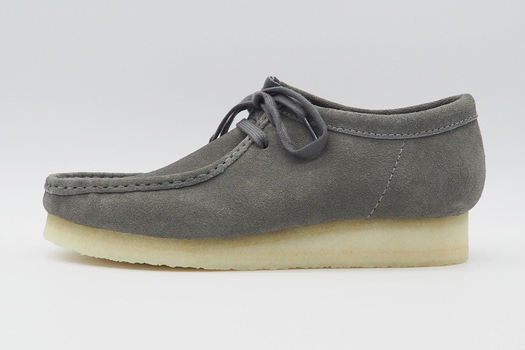 Herren Sneaker aus Veloursleder in Grau - Wallabee Herren Sneaker Clarks Originals