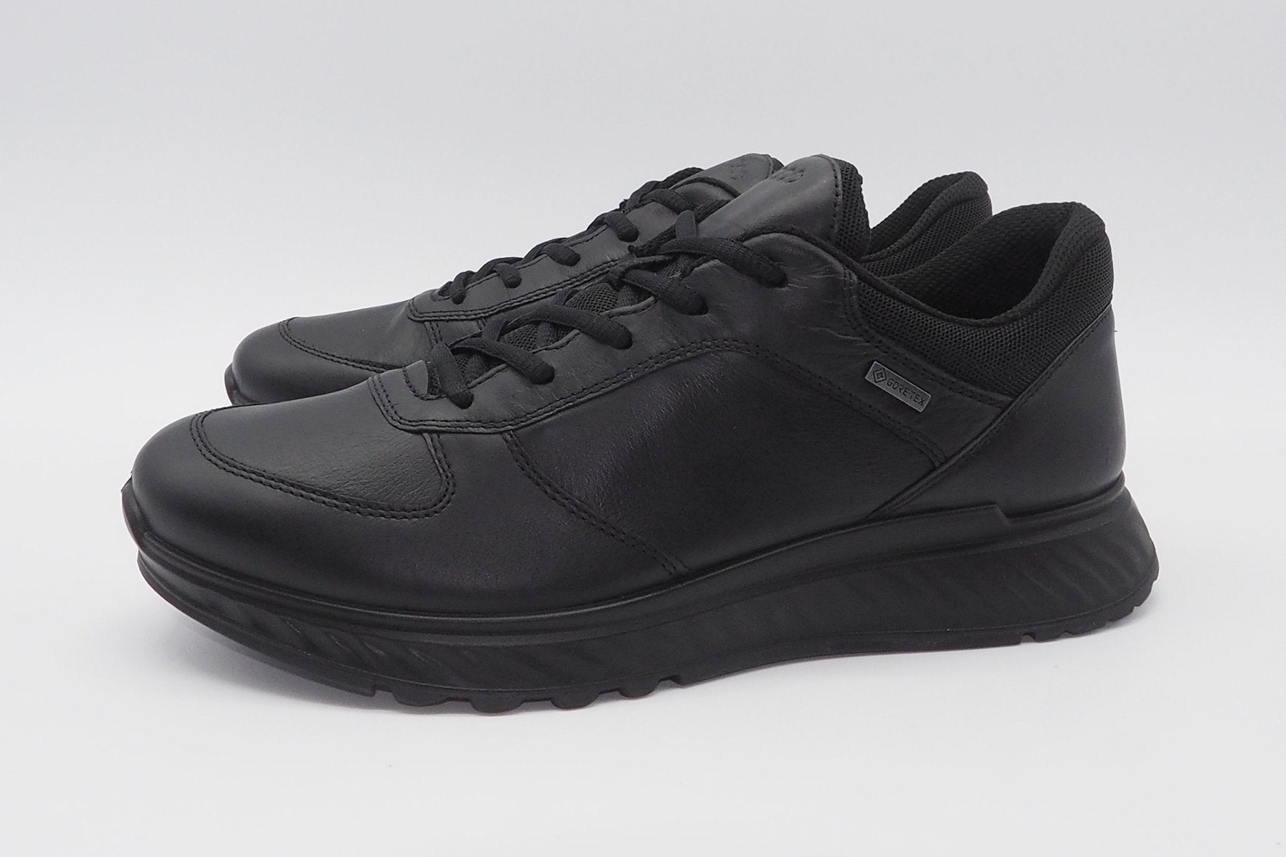 Herren Sneakers Wildleder Schuhe in schwarz
