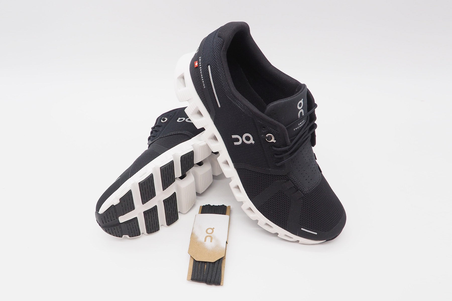 Herren Sneaker "Cloud 5" aus Mesh in Black & White Herren Sneaker On