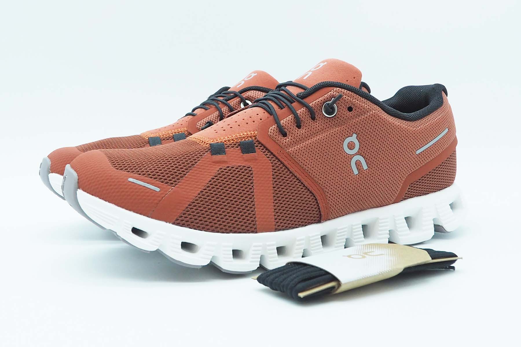 Herren Sneaker "Cloud 5" aus Mesh in Ruby & Rust Herren Sneaker On