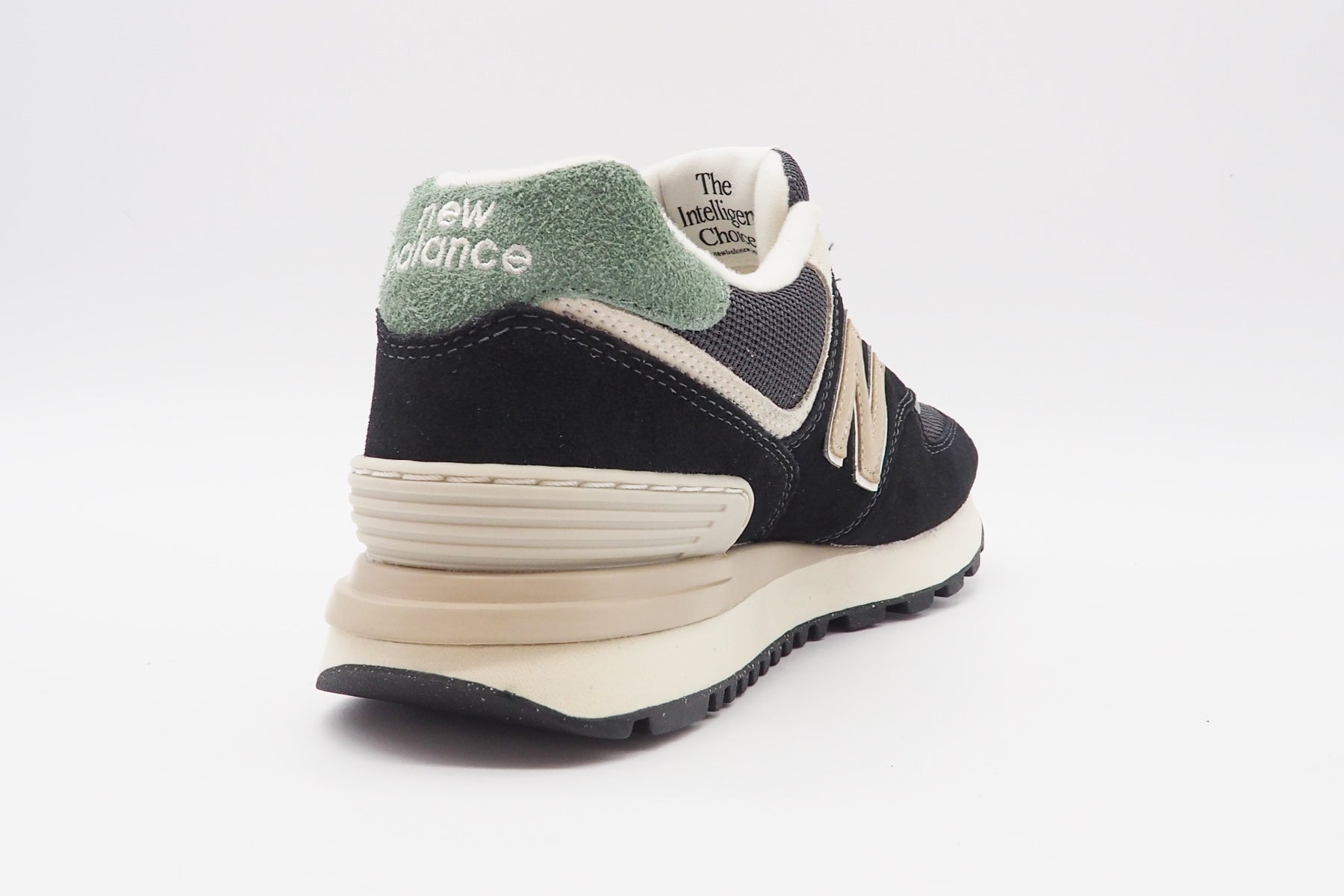 Herren Sneaker U574LGFB aus Veloursleder & Mesh in Schwarz, Natur & Mint Herren Sneaker New Balance