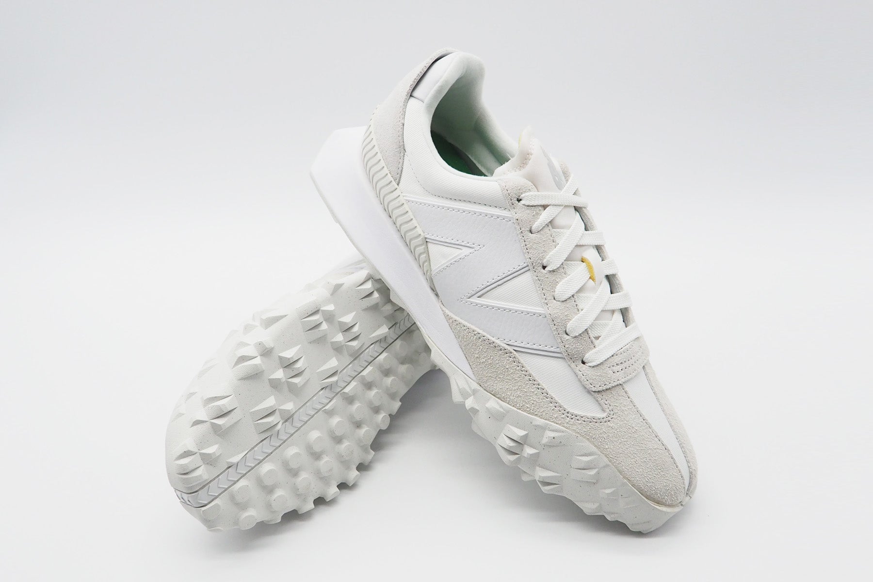 Herren Sneaker XC72 aus Veloursleder & Leder in Grau & Weiß Herren Sneakers Leder New Balance