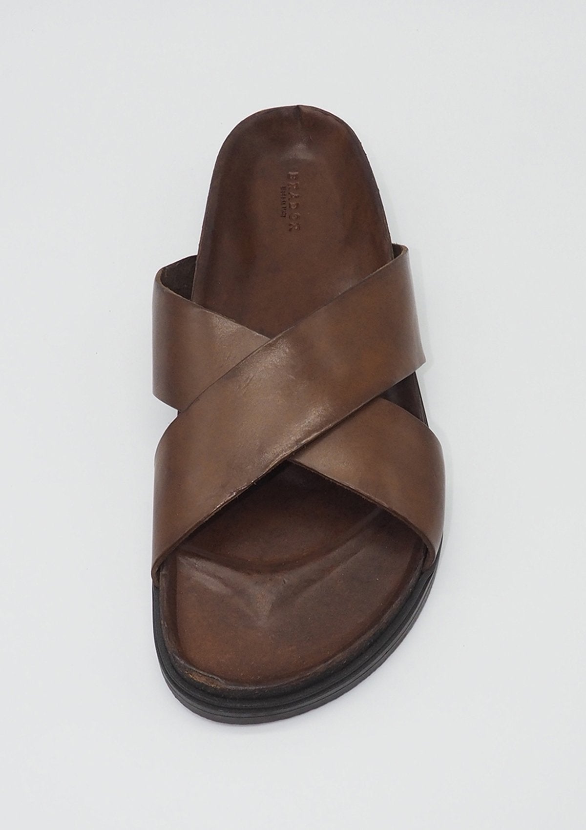 Herrenpantoffel mit gekreuzter Bandage in cooler Vintage-Optik Herren Sommer Brador