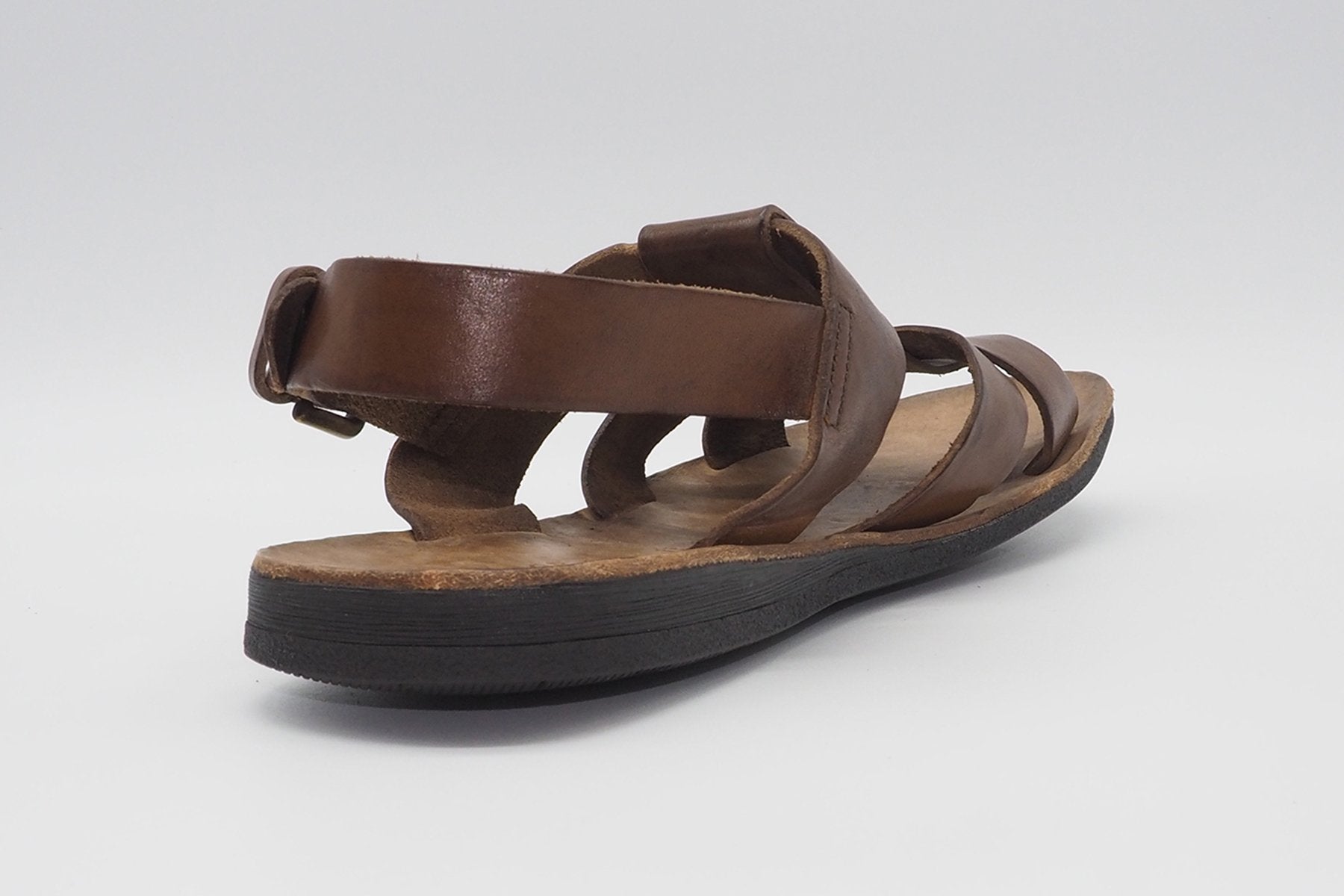 Herrensandale mit sportlich-elegantem Stil in Mittelbraun Herren Sommer Brador