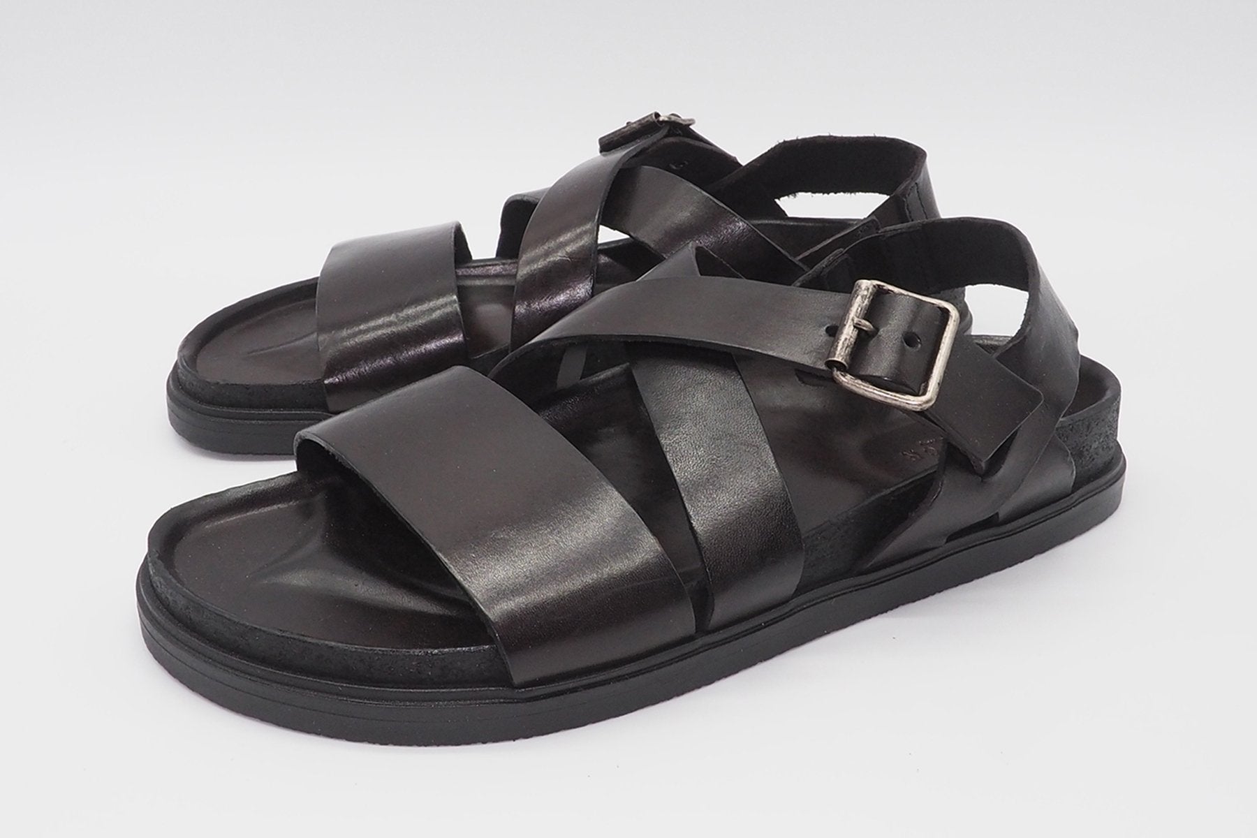 Herrensandale mit verstellbaren Ristriemen in Espressobraun Herren Sommer Brador