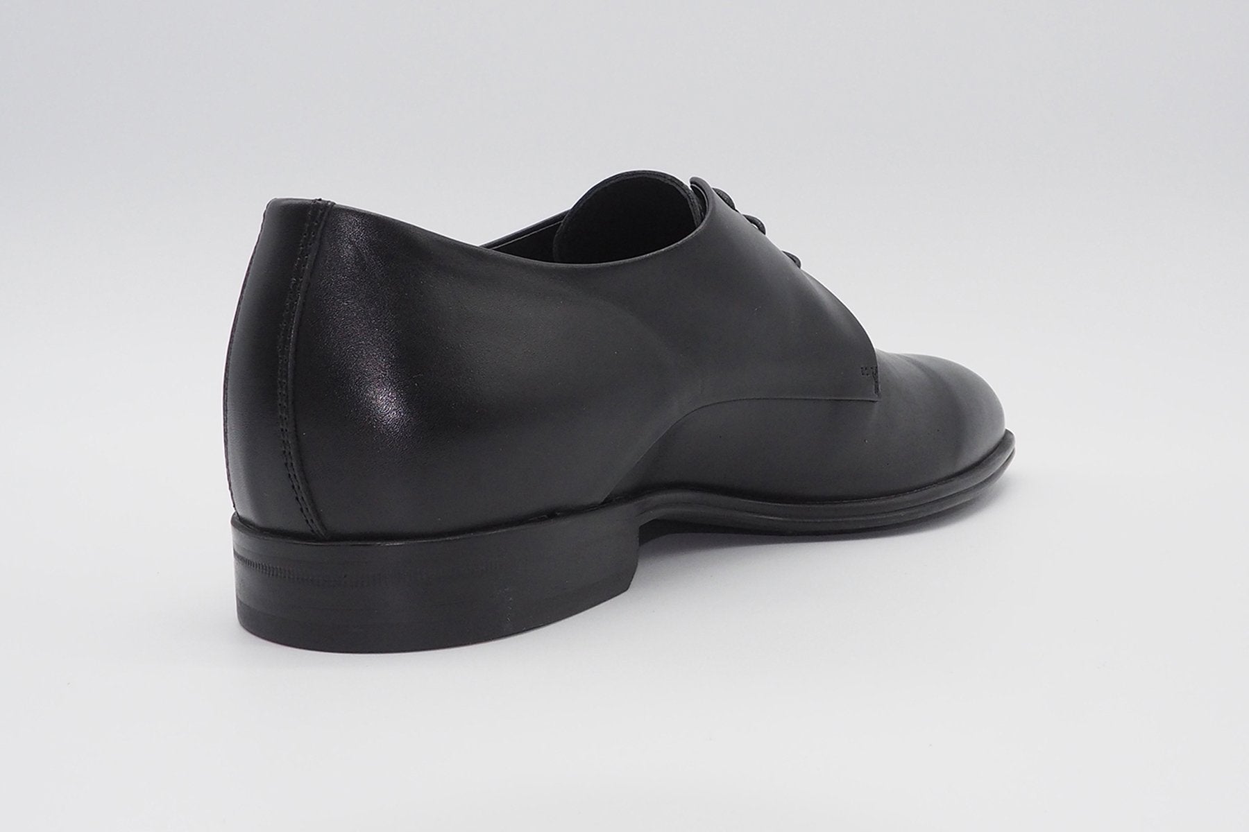 Herrenschnürschuh in klassischem Schwarz - weiche Sohle Herren Klassik modern Corvari