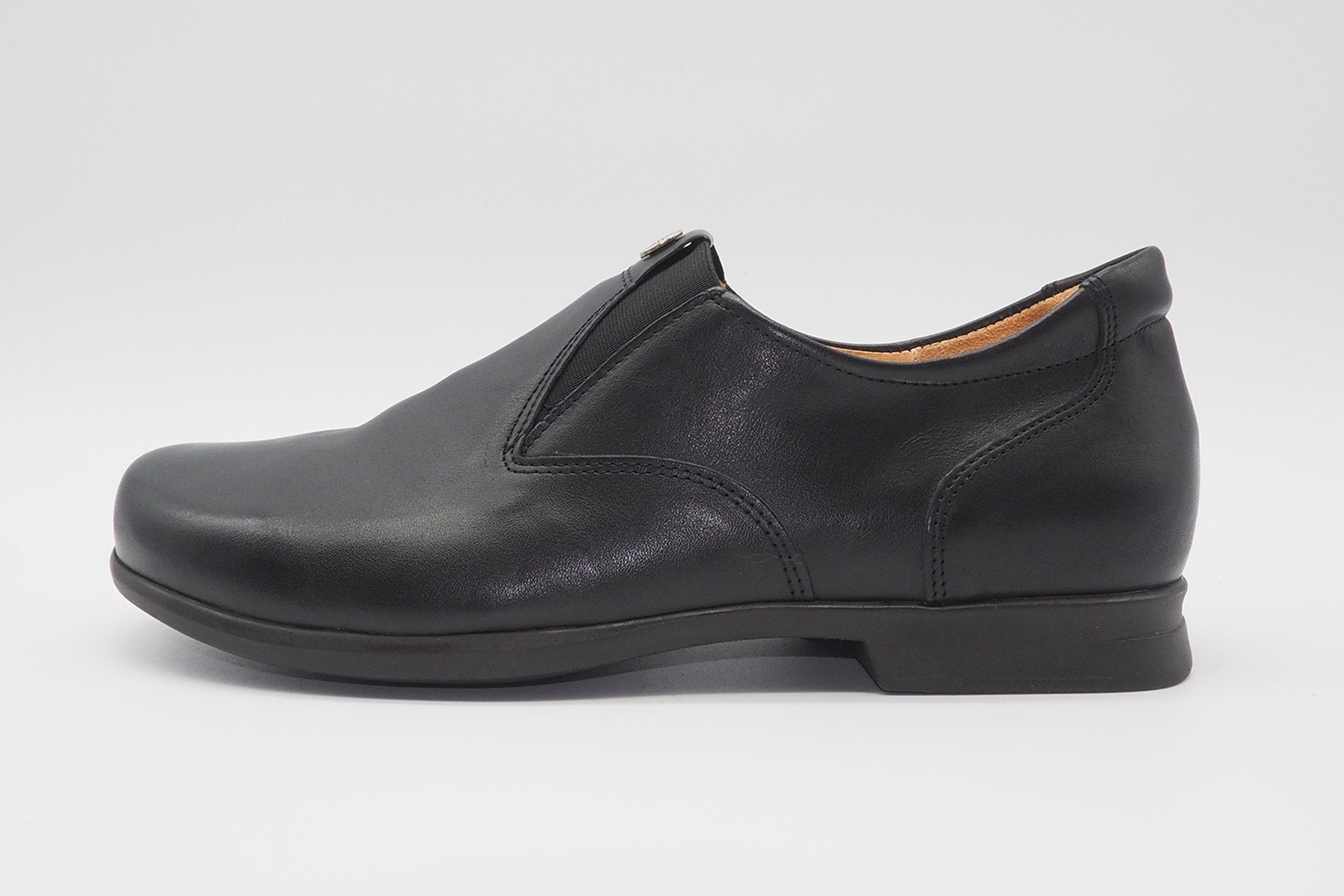 Herrenslipper mit einzigartiger Passform in Schwarz - Nachhaltig Herren Loafers & Slipper Think
