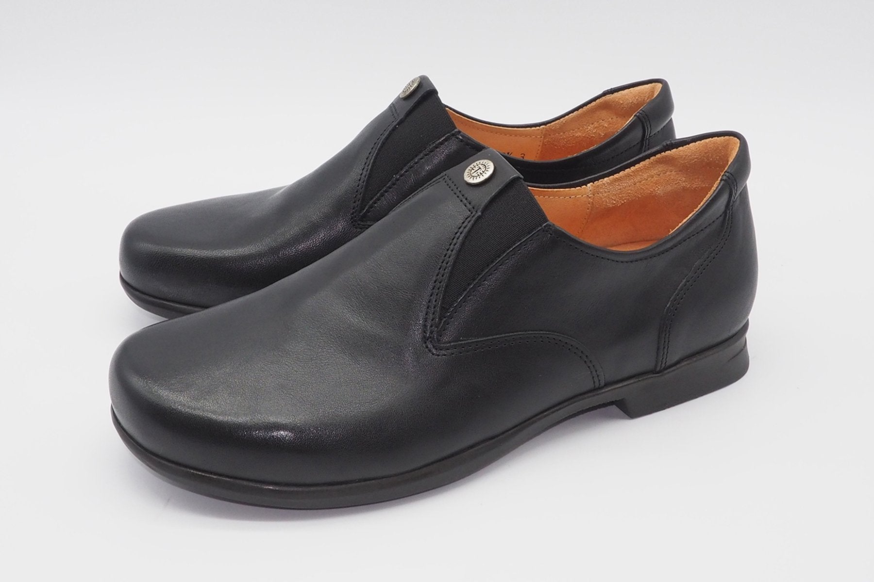 Herrenslipper mit einzigartiger Passform in Schwarz - Nachhaltig Herren Loafers & Slipper Think