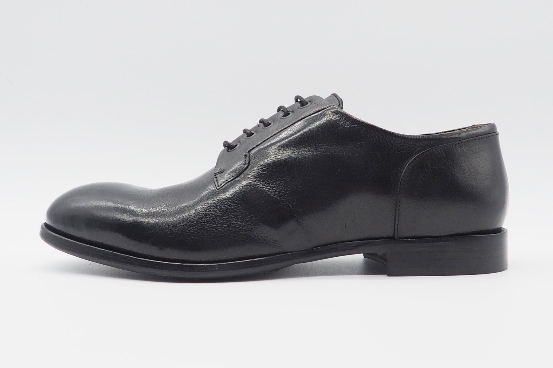Lässige Herren Schnürschuh aus Büffelleder in Schwarz Herren Klassik modern Crispiniano