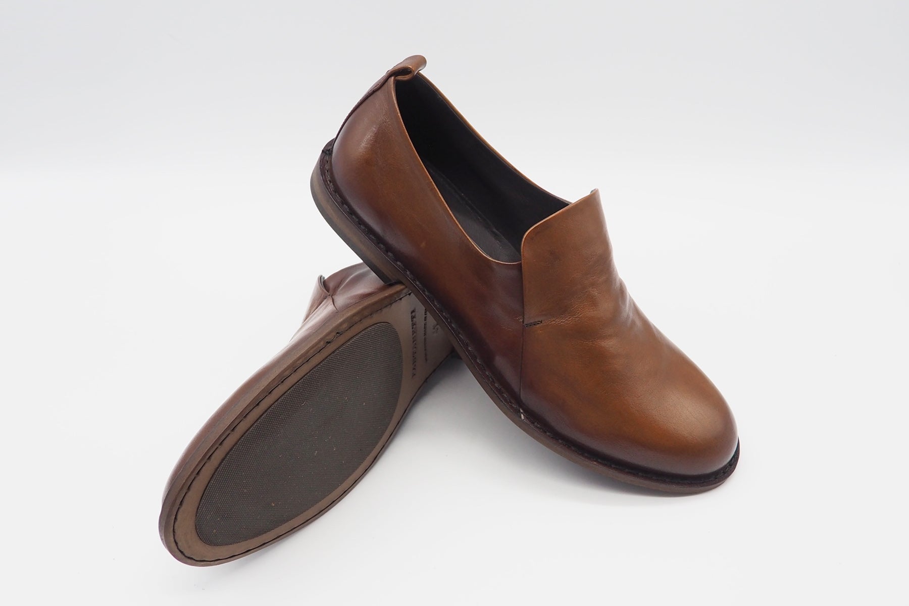 Legerer Herren Slipper aus Leder in Mittelbraun Herren Loafers & Slipper Pantanetti