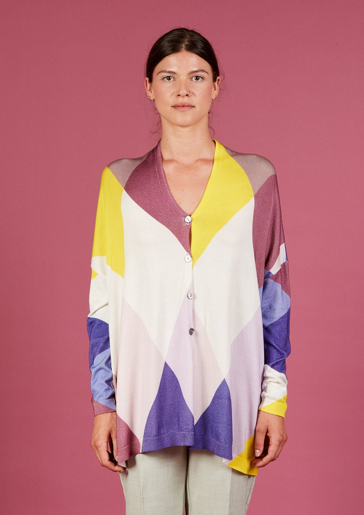 Oversize Damen Strick-Weste aus Baumwolle & Viskose in Lila & Gelb - Sciallato Damen Weste in bed with you