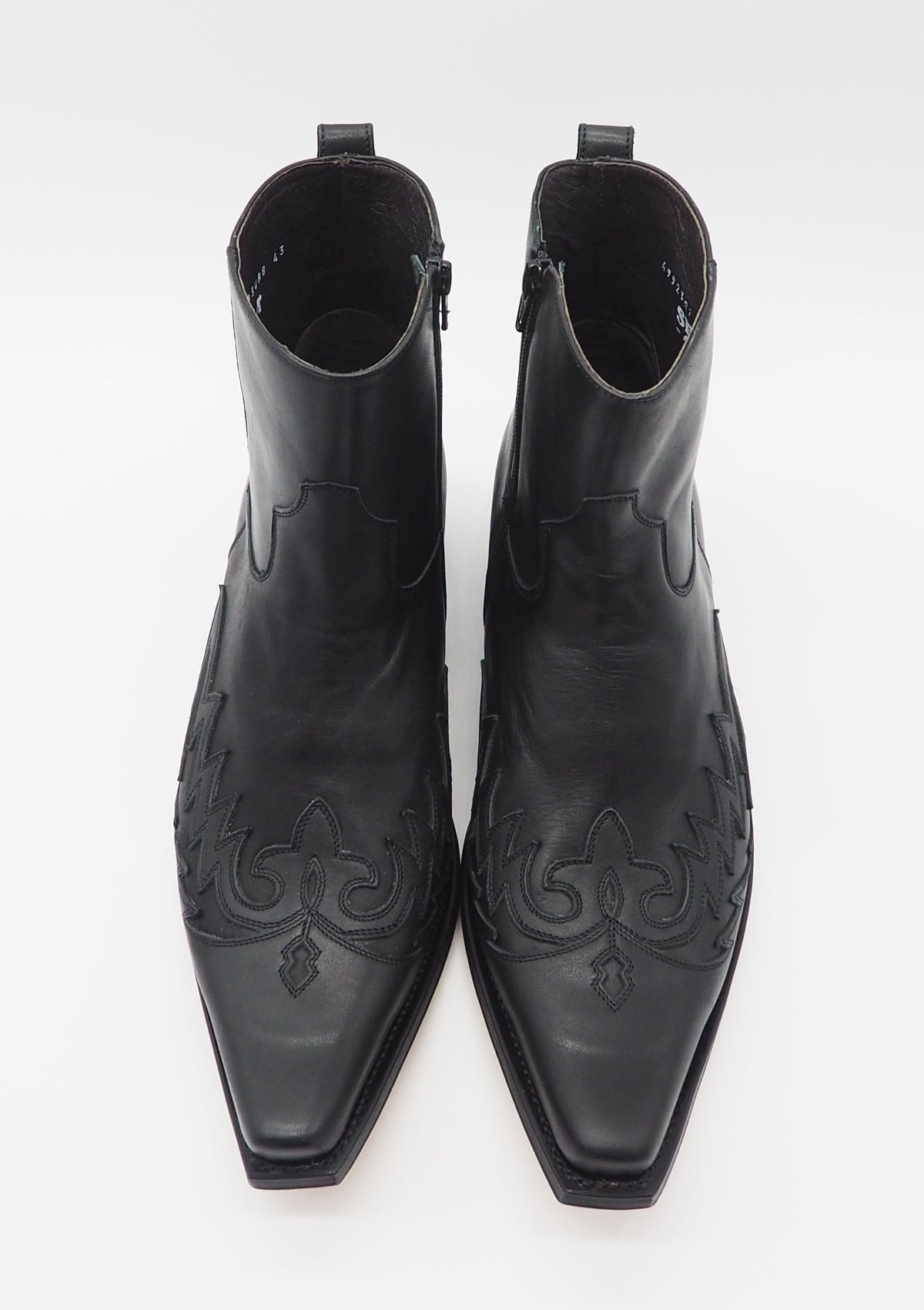 Raffinierter Herren Western-Boots aus Glattleder in Schwarz - Absatz 4cm Herren Stiefeletten Sendra