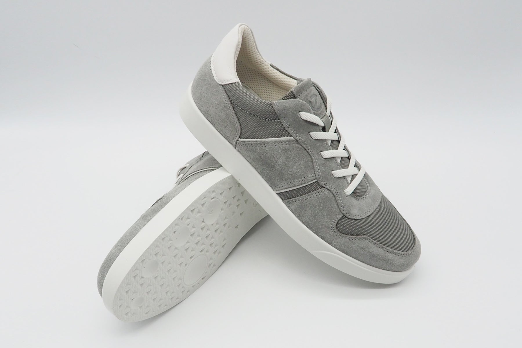 Sportlicher Herren Sneaker aus Veloursleder & Mesh in Grau - Street Lite Herren Sneaker Ecco