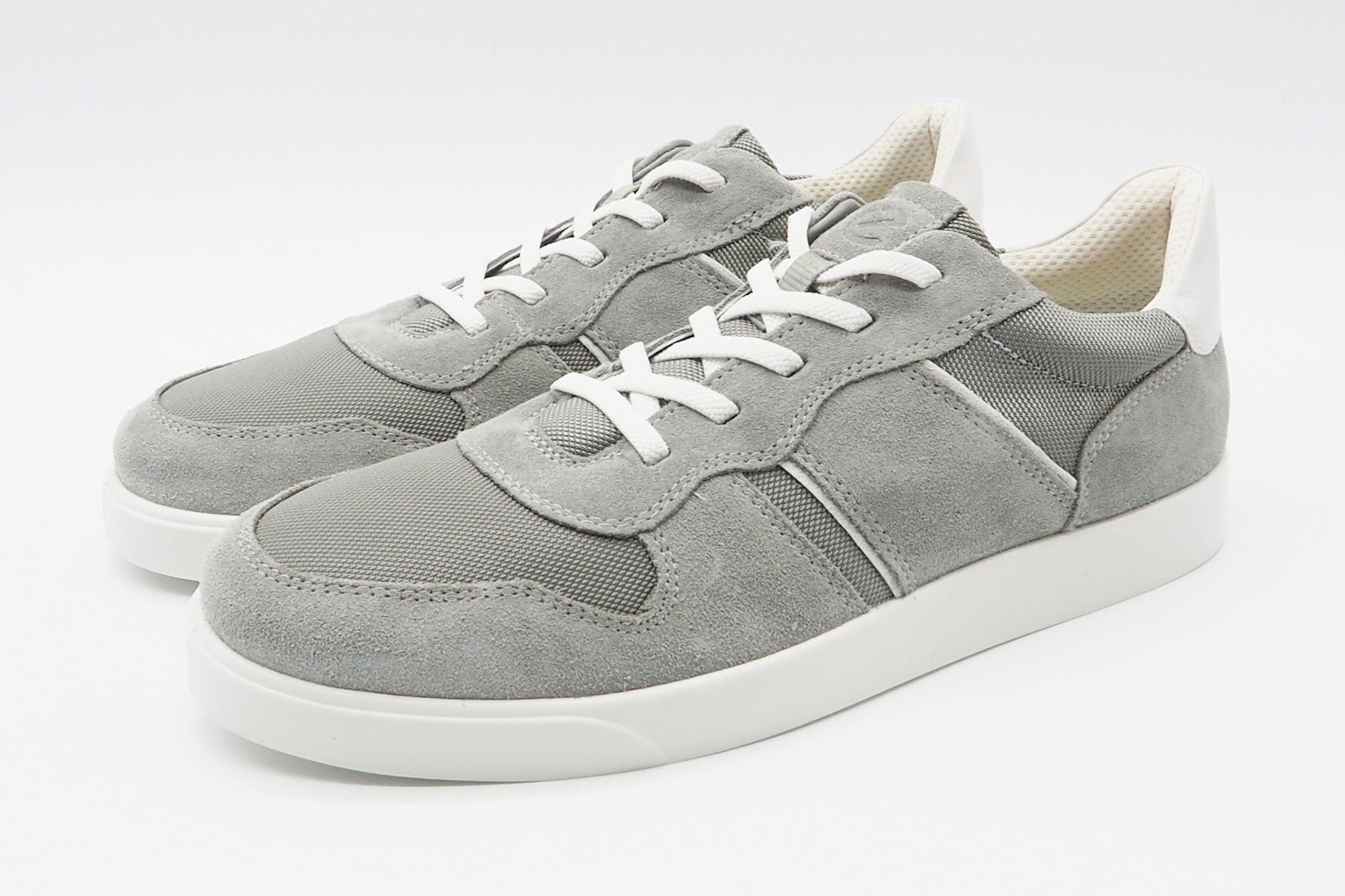 Sportlicher Herren Sneaker aus Veloursleder & Mesh in Grau - Street Lite Herren Sneaker Ecco