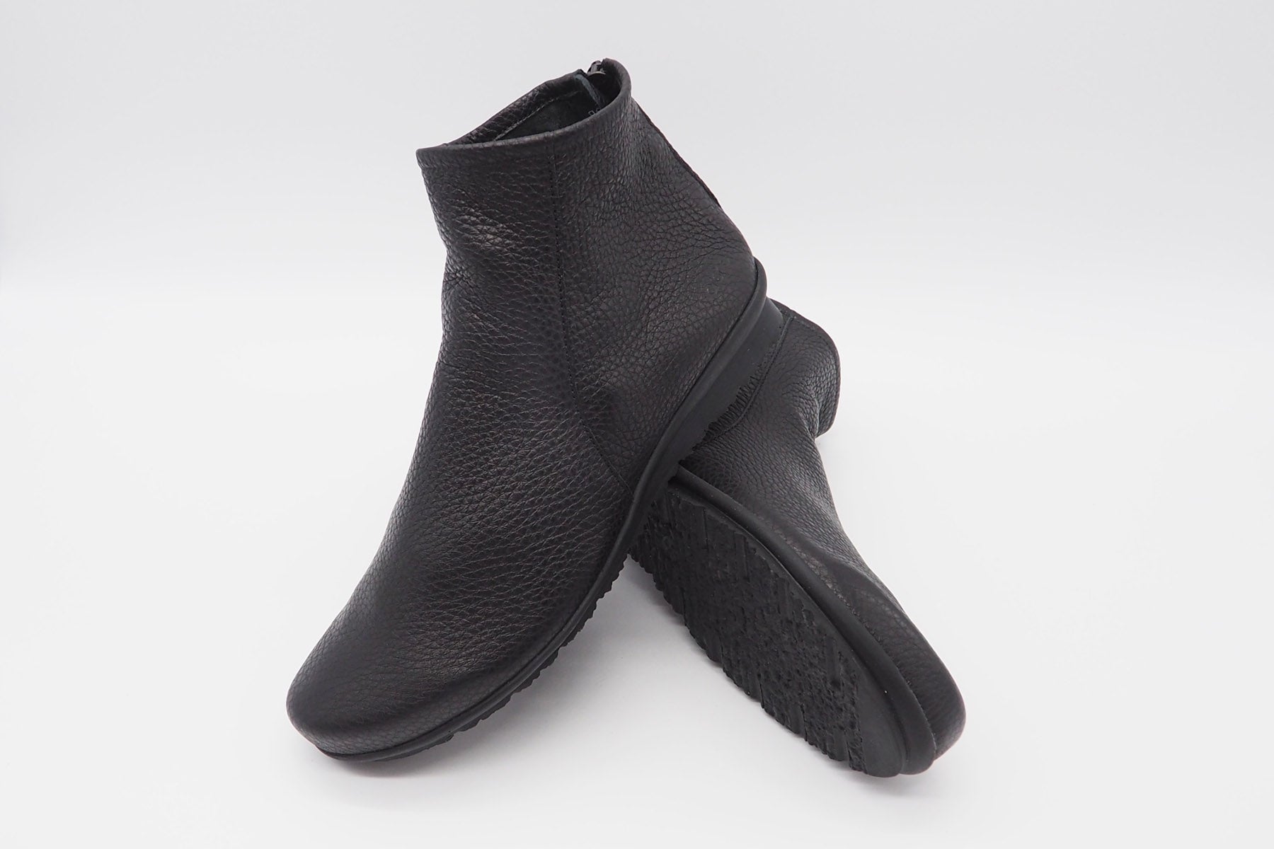 Supersofte Damen Stiefelette aus Hirschleder in Schwarz Damen Stiefeletten Arche