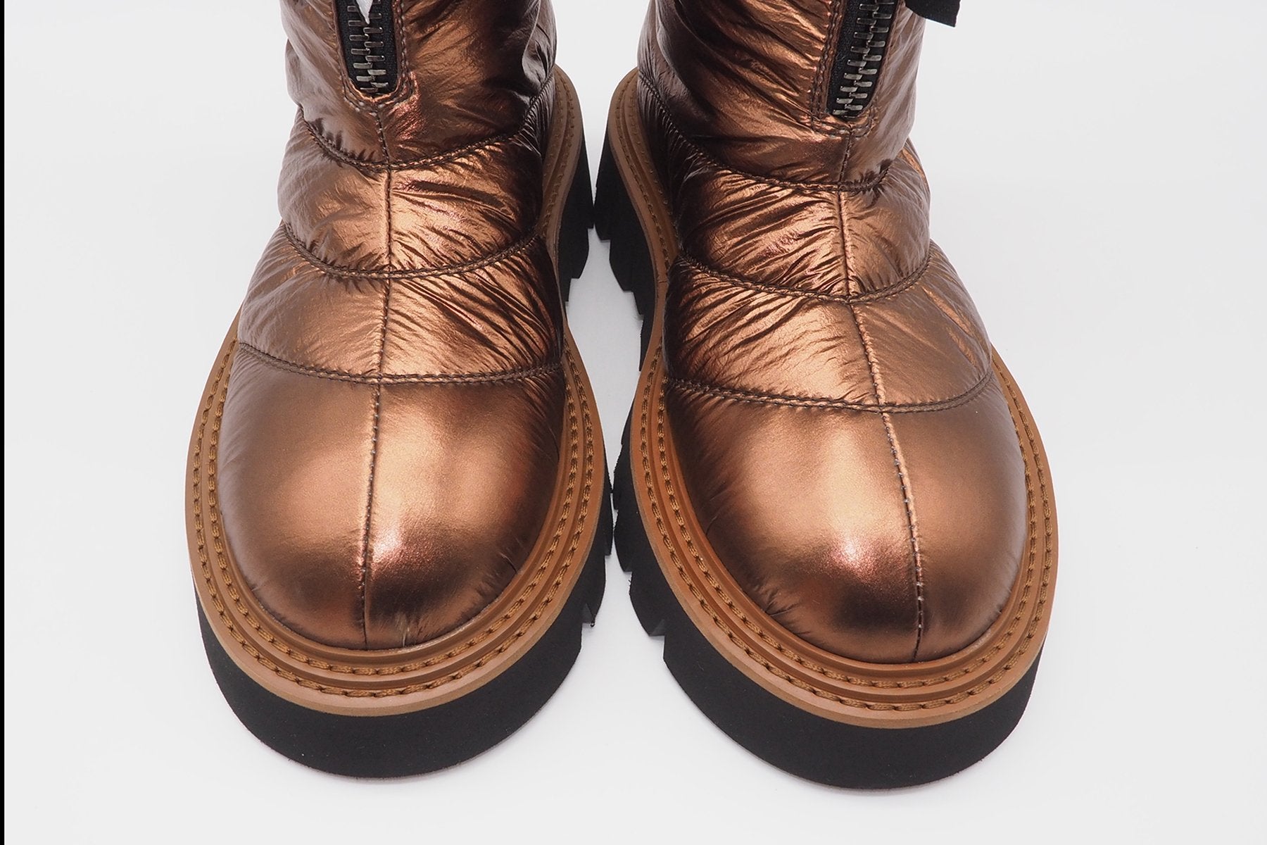 Winterliche Damen Pillow Ankle Boots aus Nylon in Bronze Damen Boots Elena Iachi