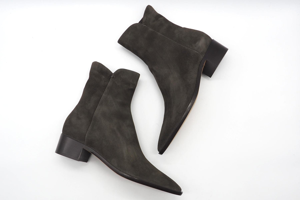 Damen Stiefelette aus softem Velours in Braun - feine Karreeform - 4 cm Absatz