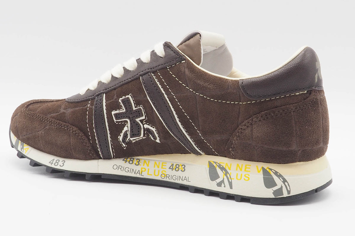 Damen Sneaker aus geprägtem Velours in Krokoptik in Dunkelbraun - Lucy