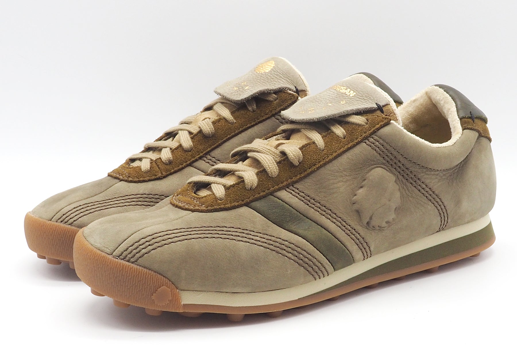 Herren Retro-Sneaker im Soccer-Style aus Nubukleder in Oliv