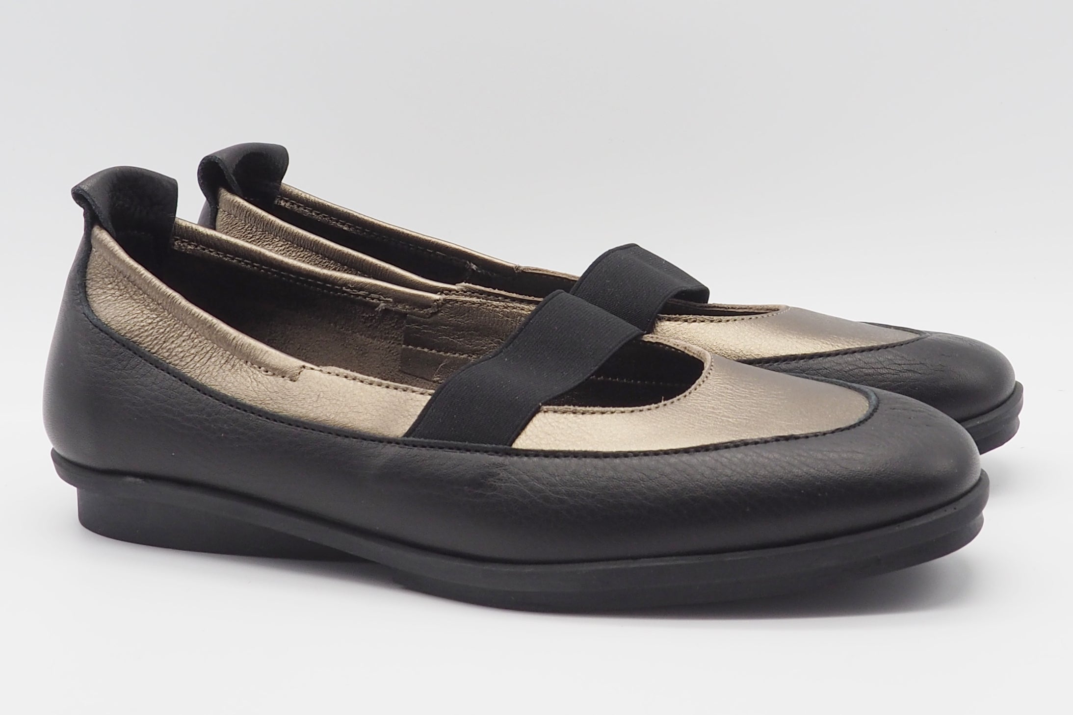 Softer Damen Ballerina aus Leder in Schwarz & Bronce - Dinova