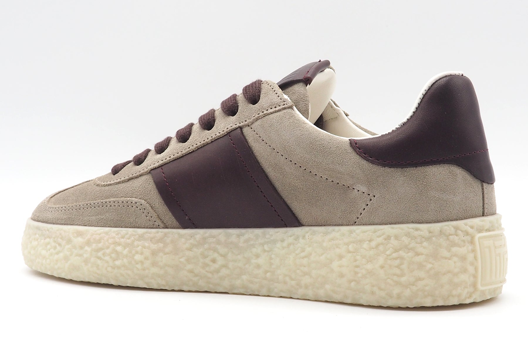 amen Sneaker aus Veloursleder in Neutral mit Bordeaux-Details Damen Sneaker Kennel & Schmenger 