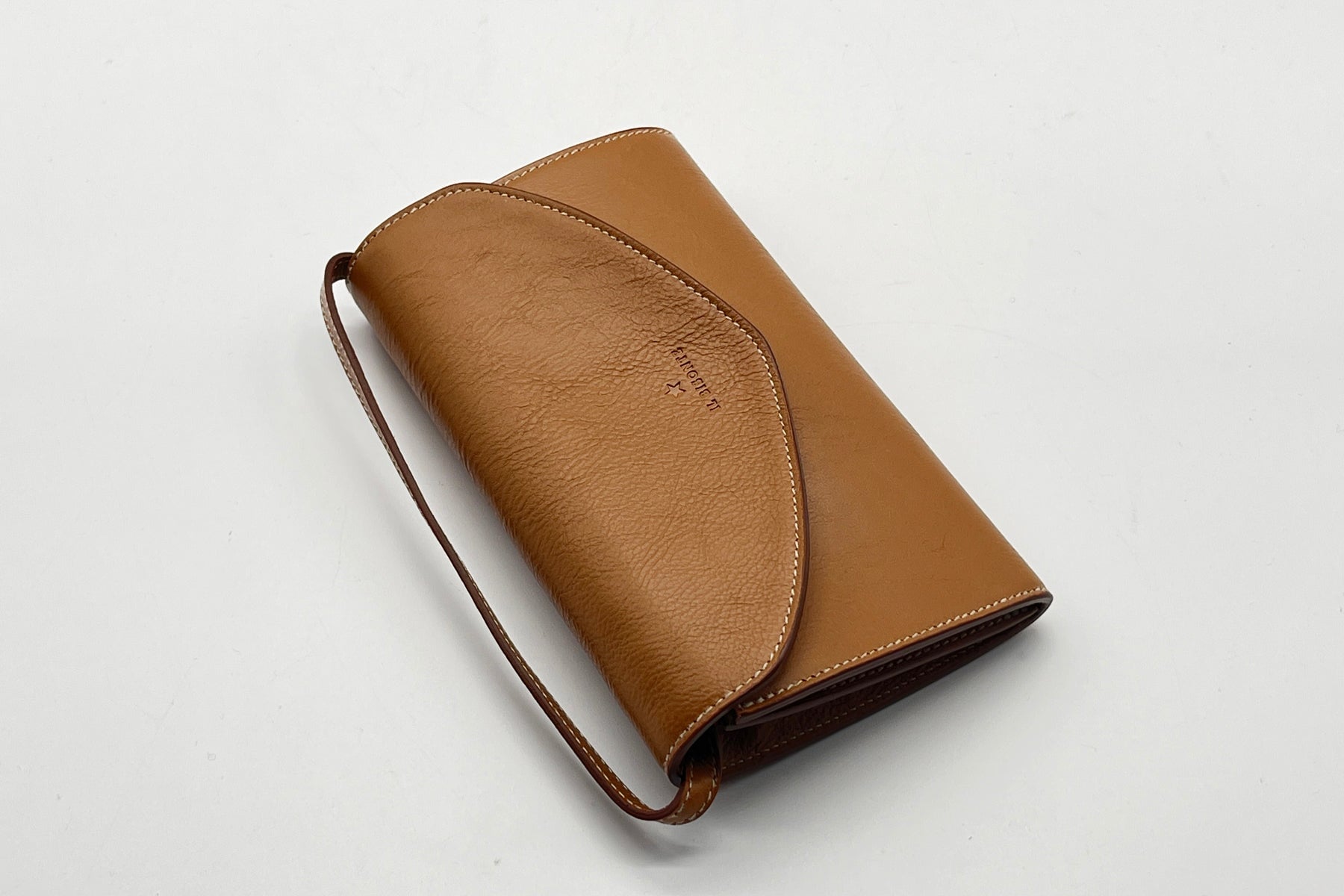 Clutch zum Umhängen aus Naturleder in Hellbraun mit Innenfächern Taschen Clutches Il Bisonte 
