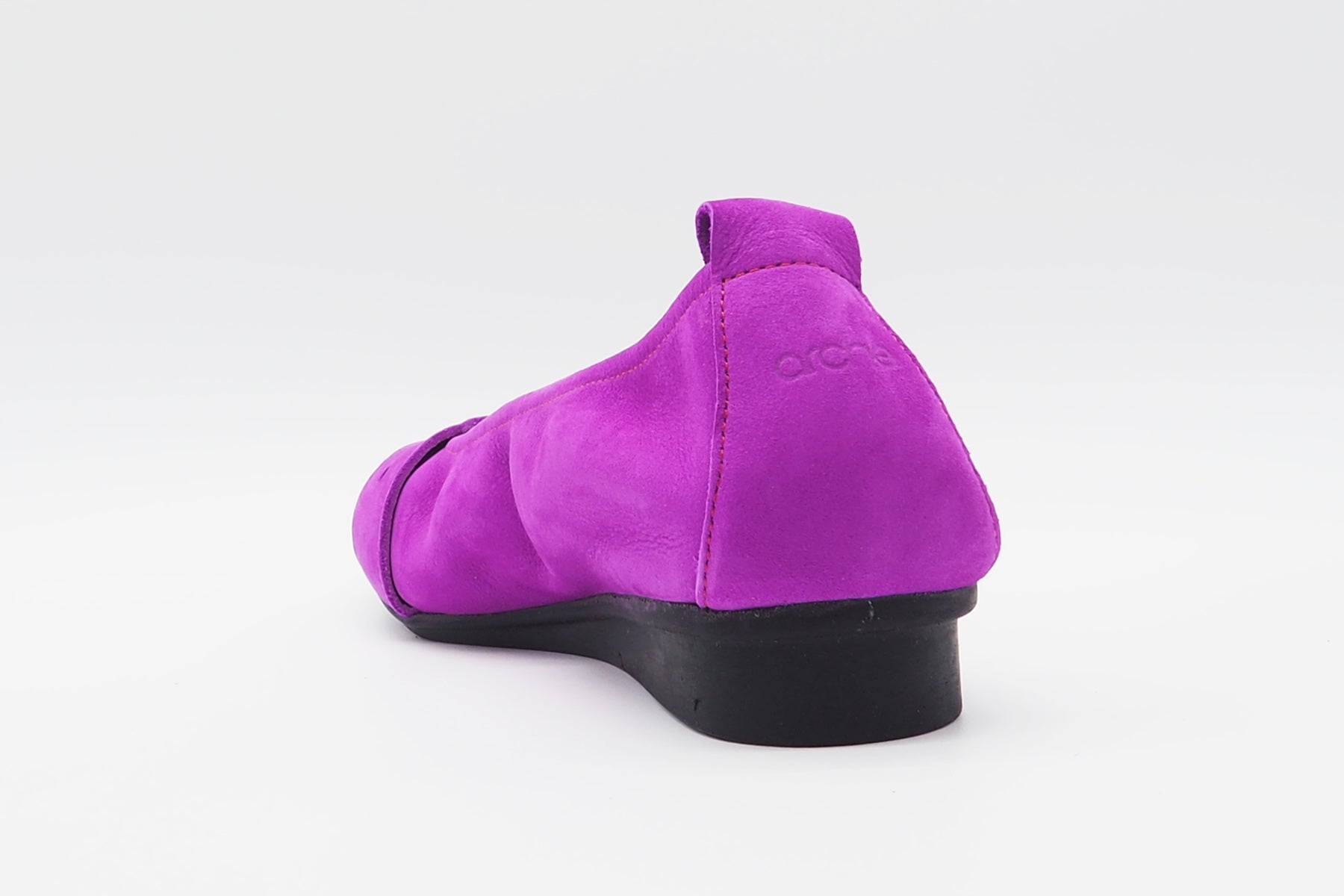 Damen Ballerina aus Nubukleder in Zyklam - Absatz 2cm Damen Ballerinas Arche 