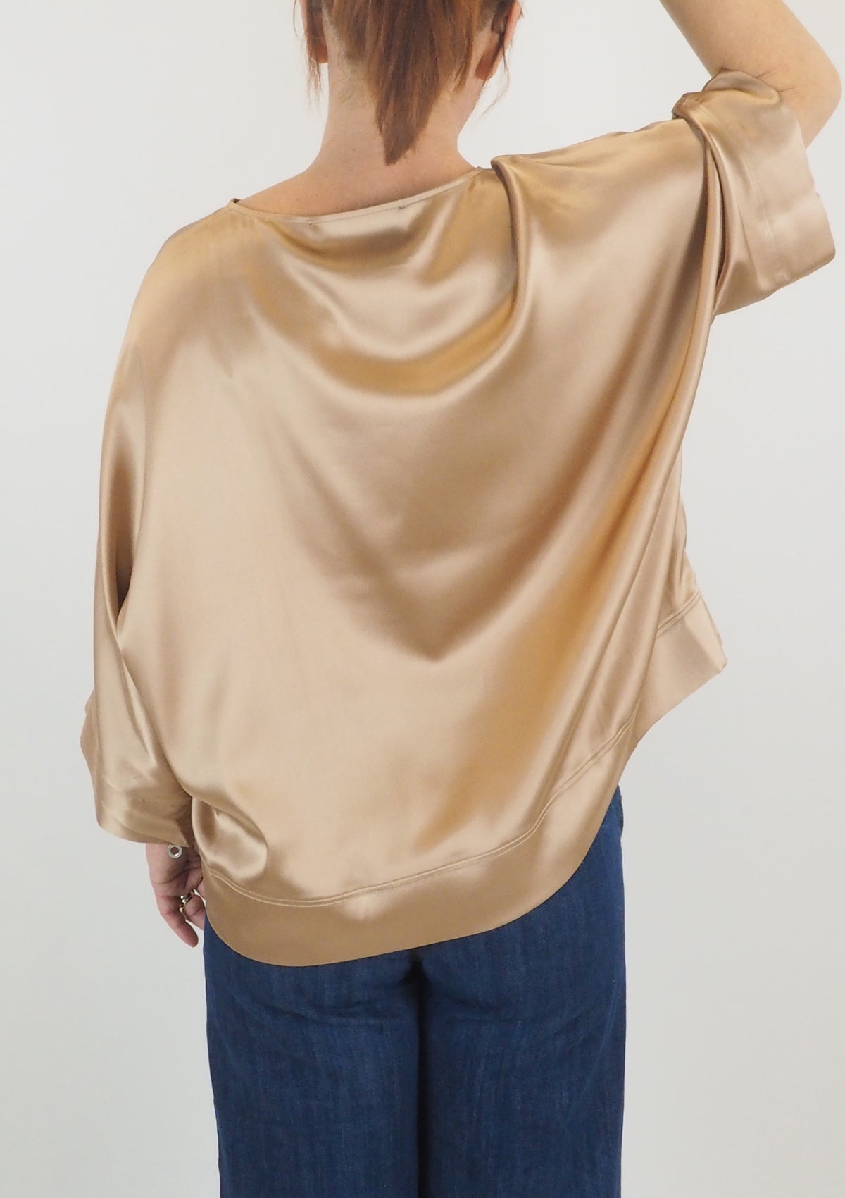 Damen Blusenshirt mit Fledermausärmel aus Seide in Caramel - Lauria Damen Bluse 24 Blooming 