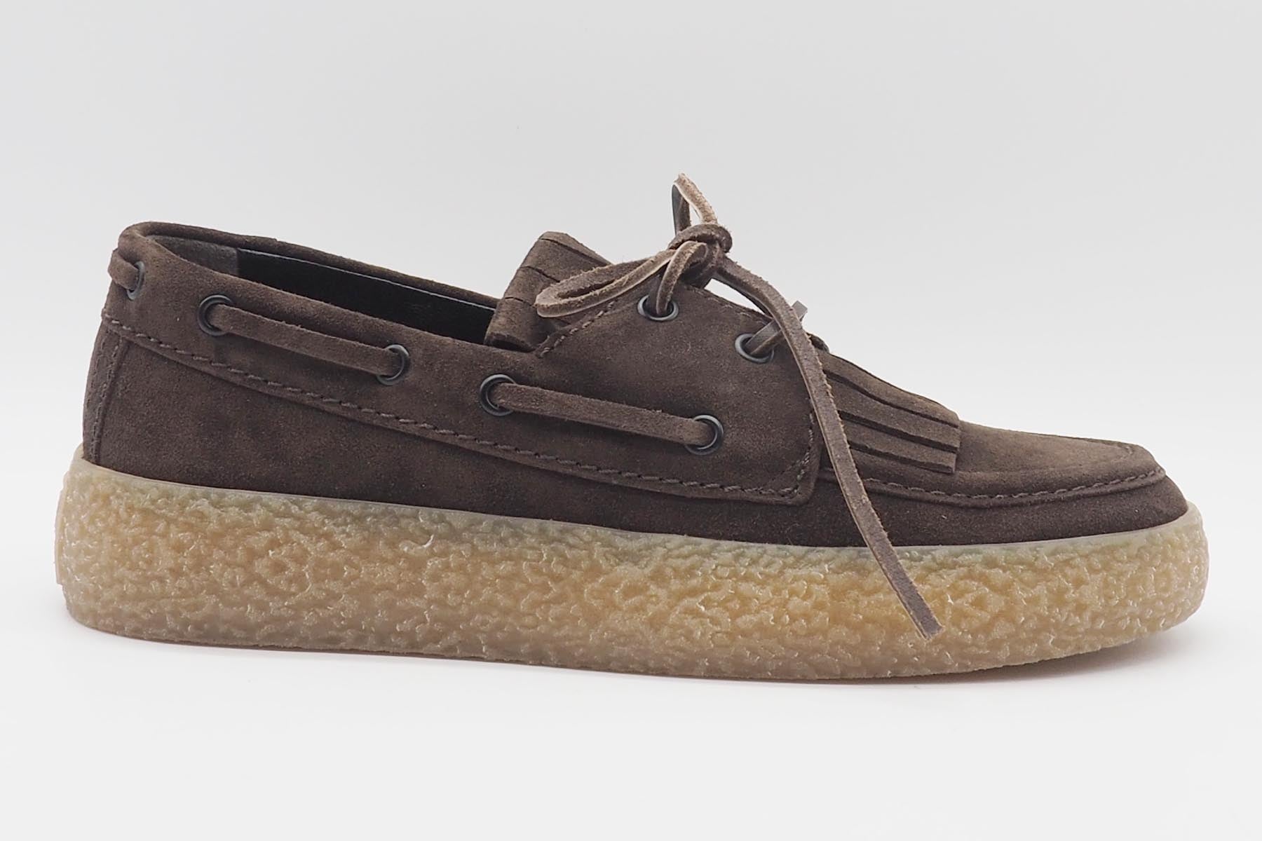 Damen Bootsschuh aus Veloursleder in Braun mit Kreppsohle & Fransen Damen Loafers & Schnürer Kennel & Schmenger 