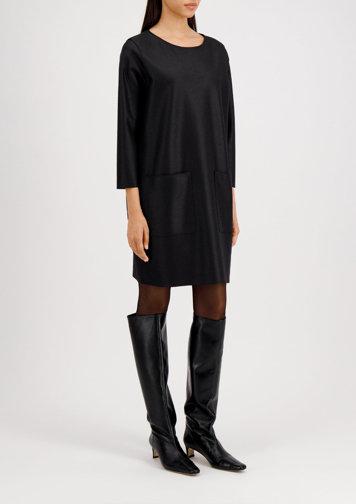 Damen Kleid aus extra feiner Merino Wolle - Schwarz Damen Kleid Harris Wharf London 