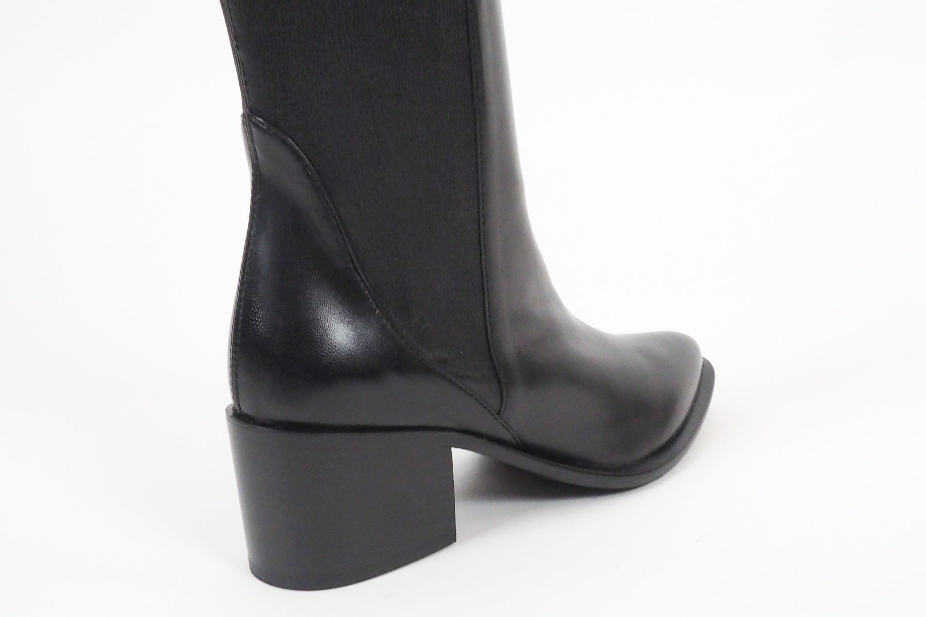 Damen Langschaftstiefel aus Nappalederstretch in Schwarz - Absatz 5cm Damen Stiefel Lorenzo Masiero 