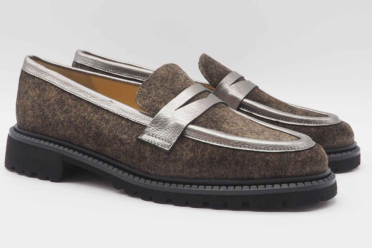 Damen Loafer aus geprätem Velourslederin Grautönen & Superleichtsohle Damen Loafers & Schnürer Brunate 