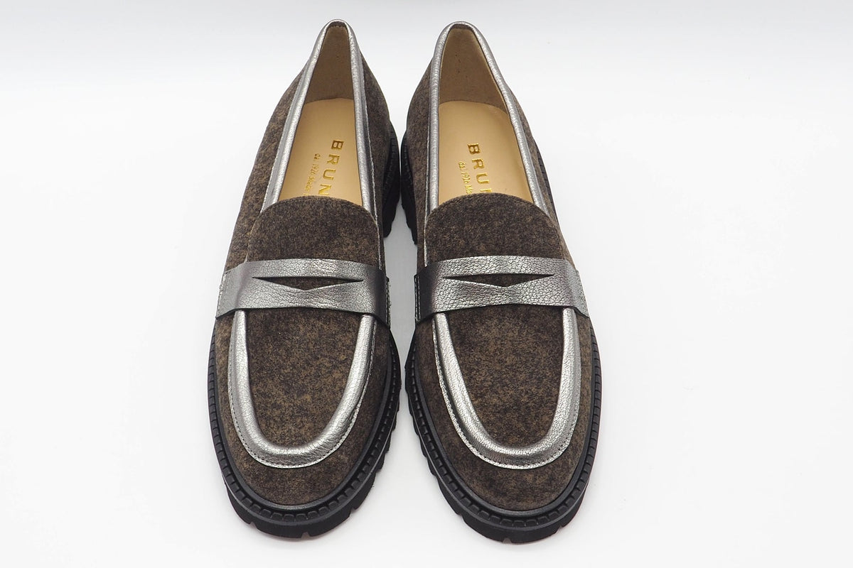 Damen Loafer aus geprätem Velourslederin Grautönen & Superleichtsohle Damen Loafers & Schnürer Brunate 