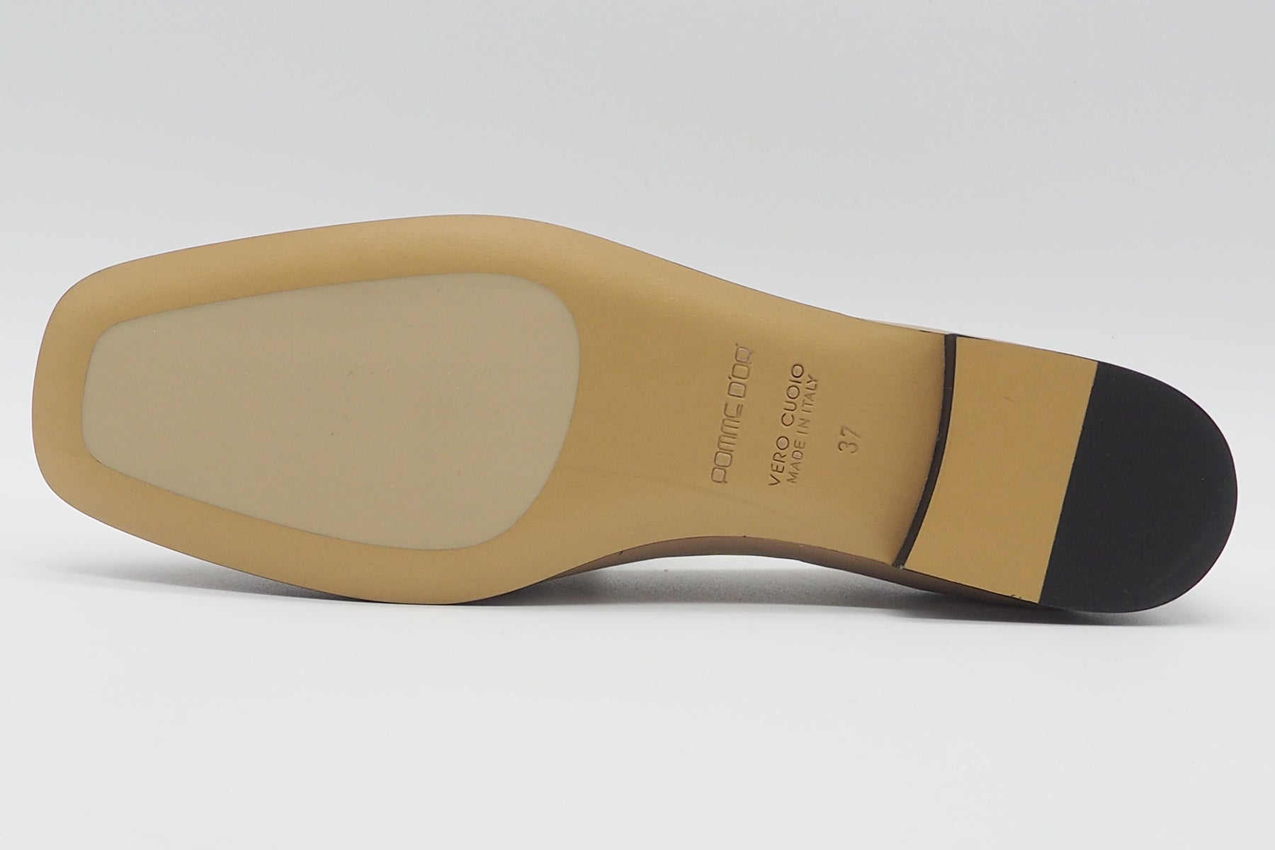 Damen Loafer aus Leder in Sand - Sacchettomachart & Karreeform Damen Loafers & Schnürer Pomme D'or 